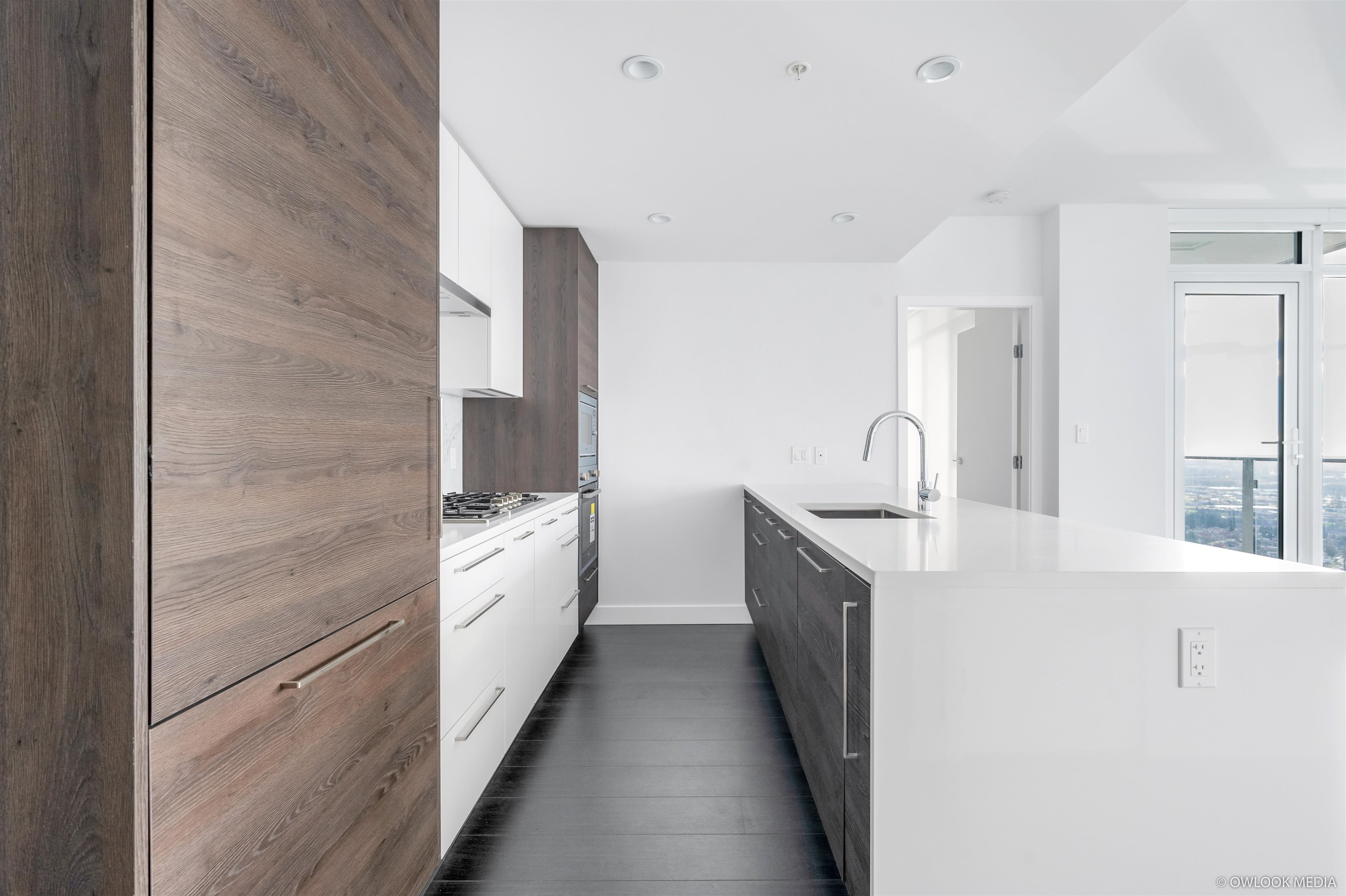 3606 4458 BERESFORD STREET, #3606