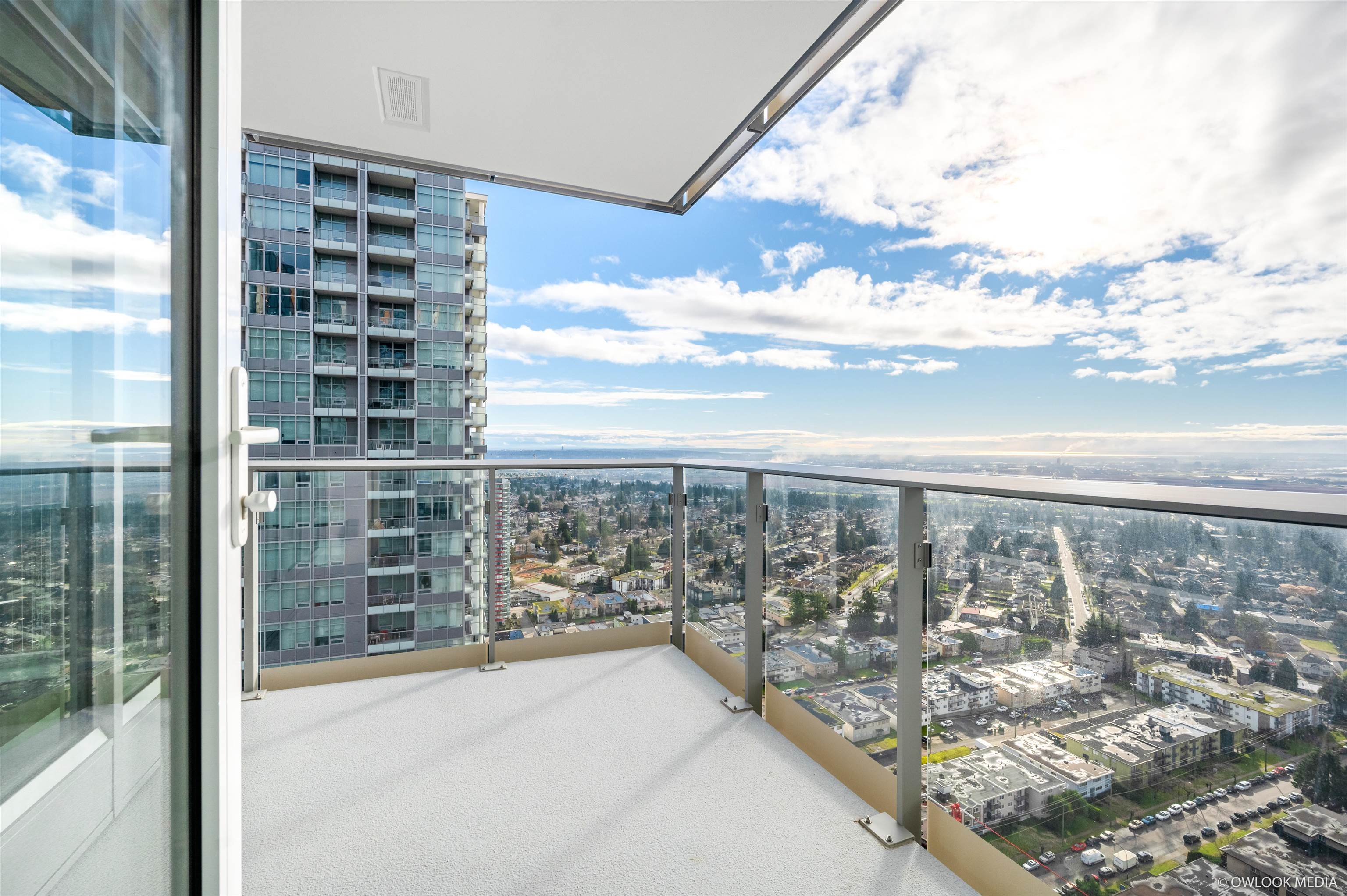 3606 4458 BERESFORD STREET, #3606