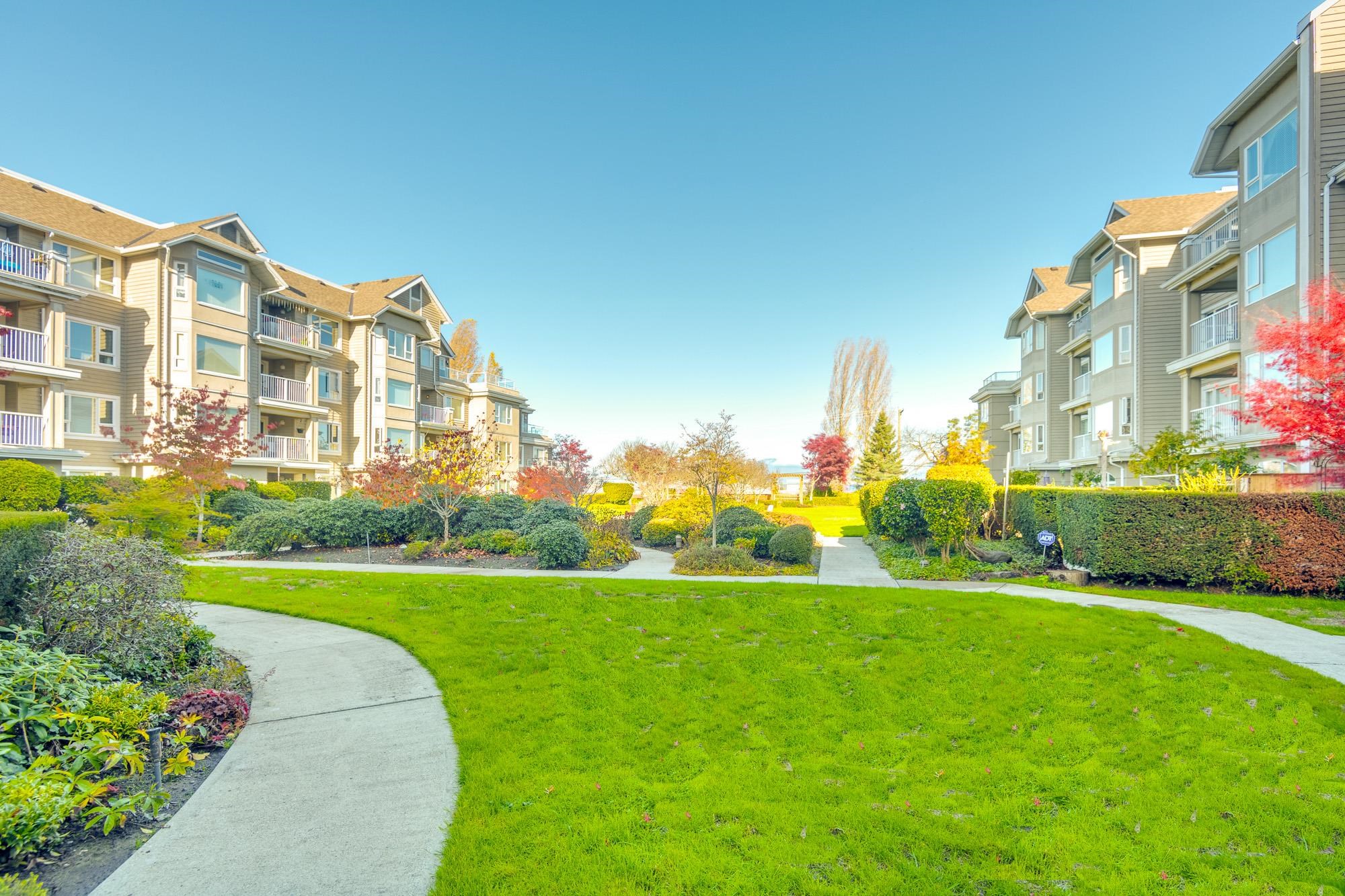 103 5888 DOVER CRESCENT, #103