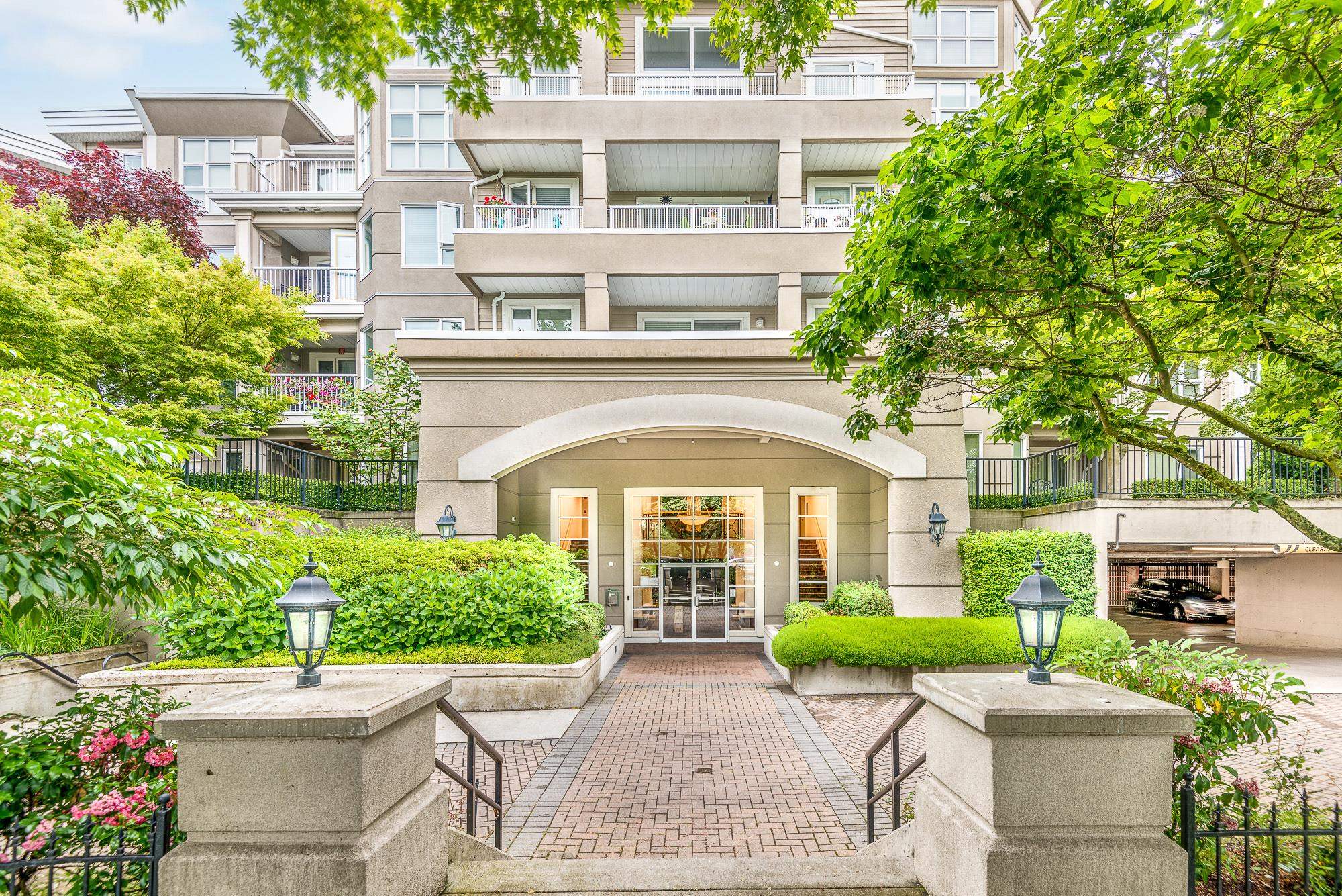103 5888 DOVER CRESCENT, #103