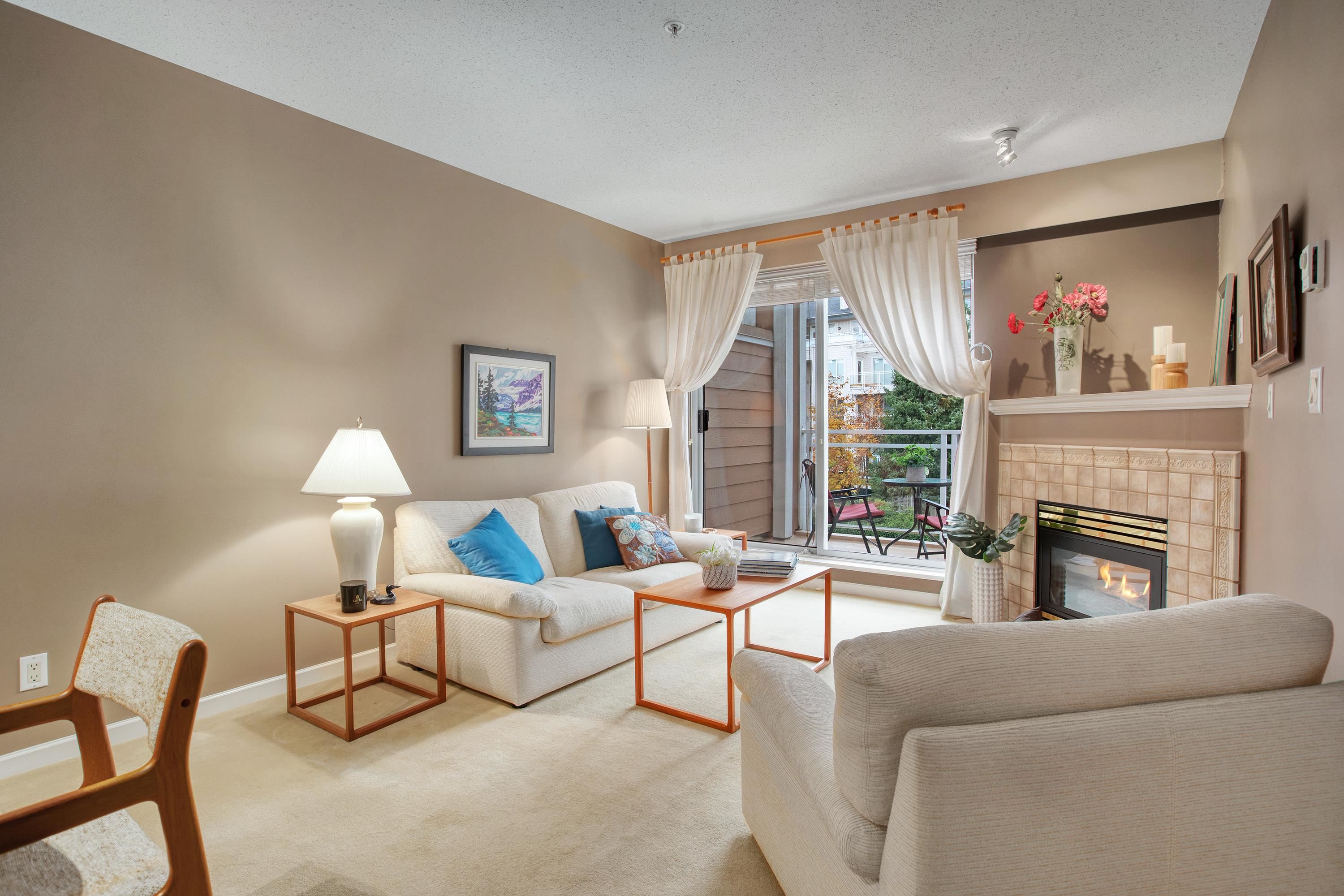 428 3629 DEERCREST DRIVE, #428