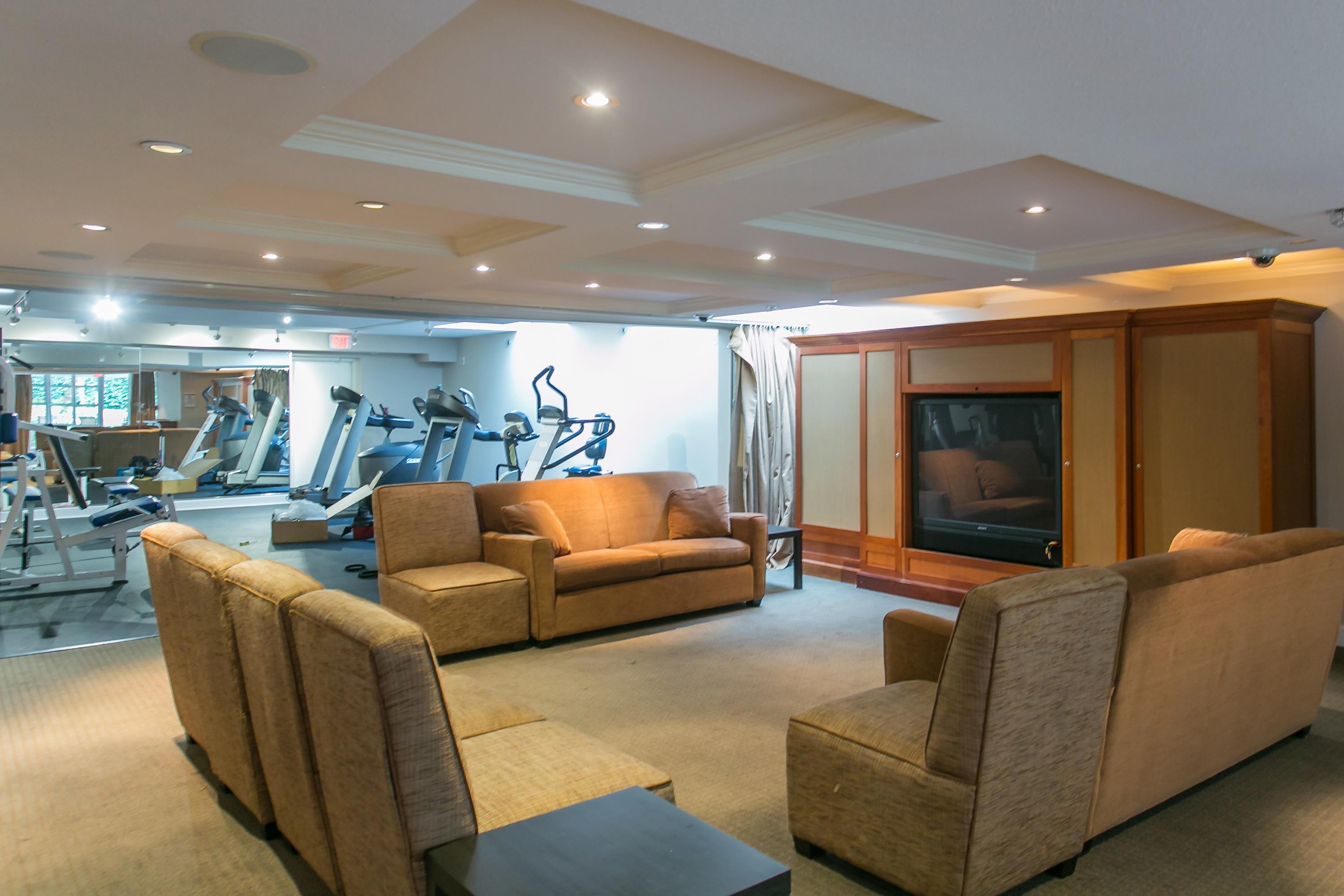 428 3629 DEERCREST DRIVE, #428