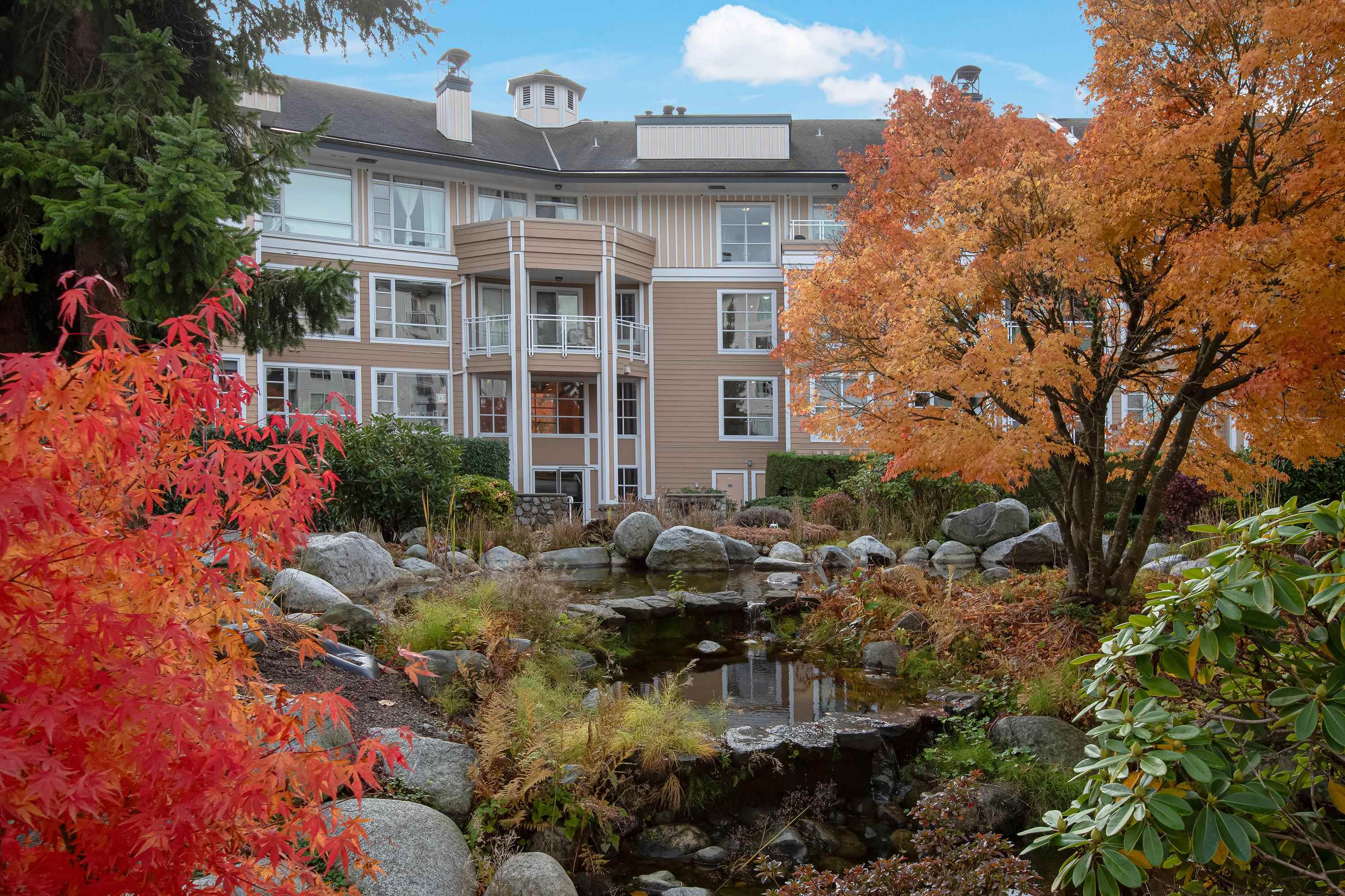 428 3629 DEERCREST DRIVE, #428