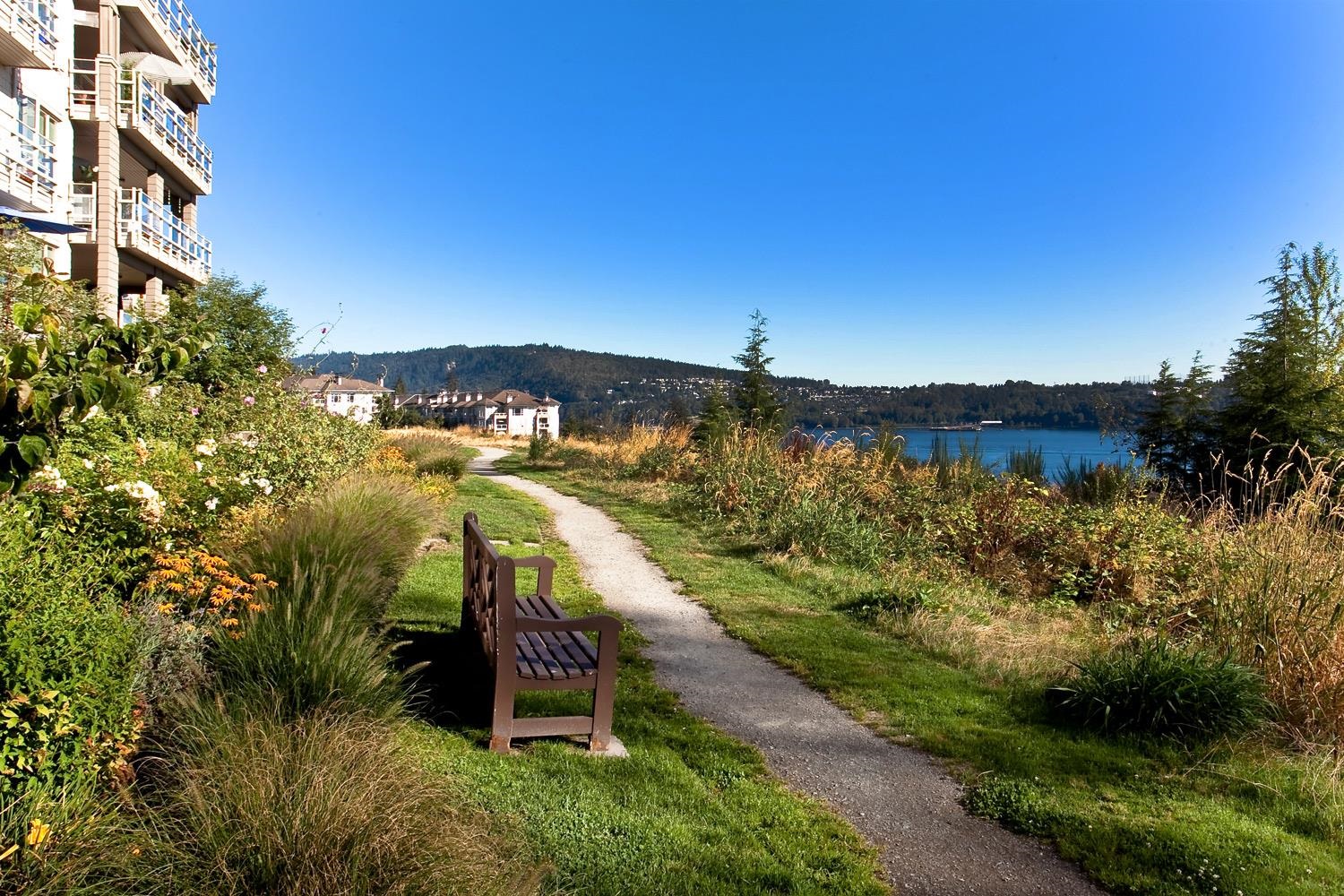 428 3629 DEERCREST DRIVE, #428