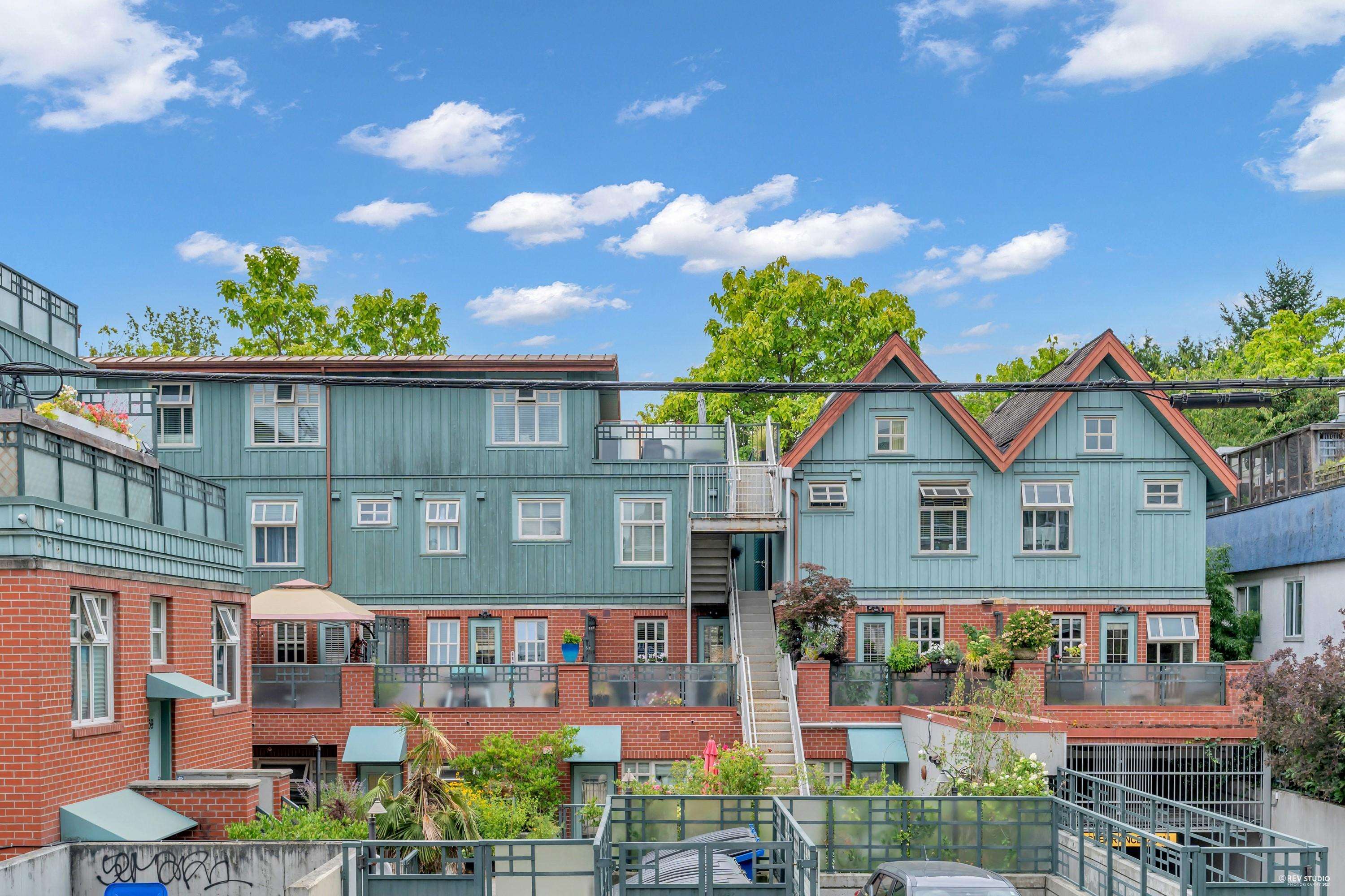 120 3250 W BROADWAY, #120