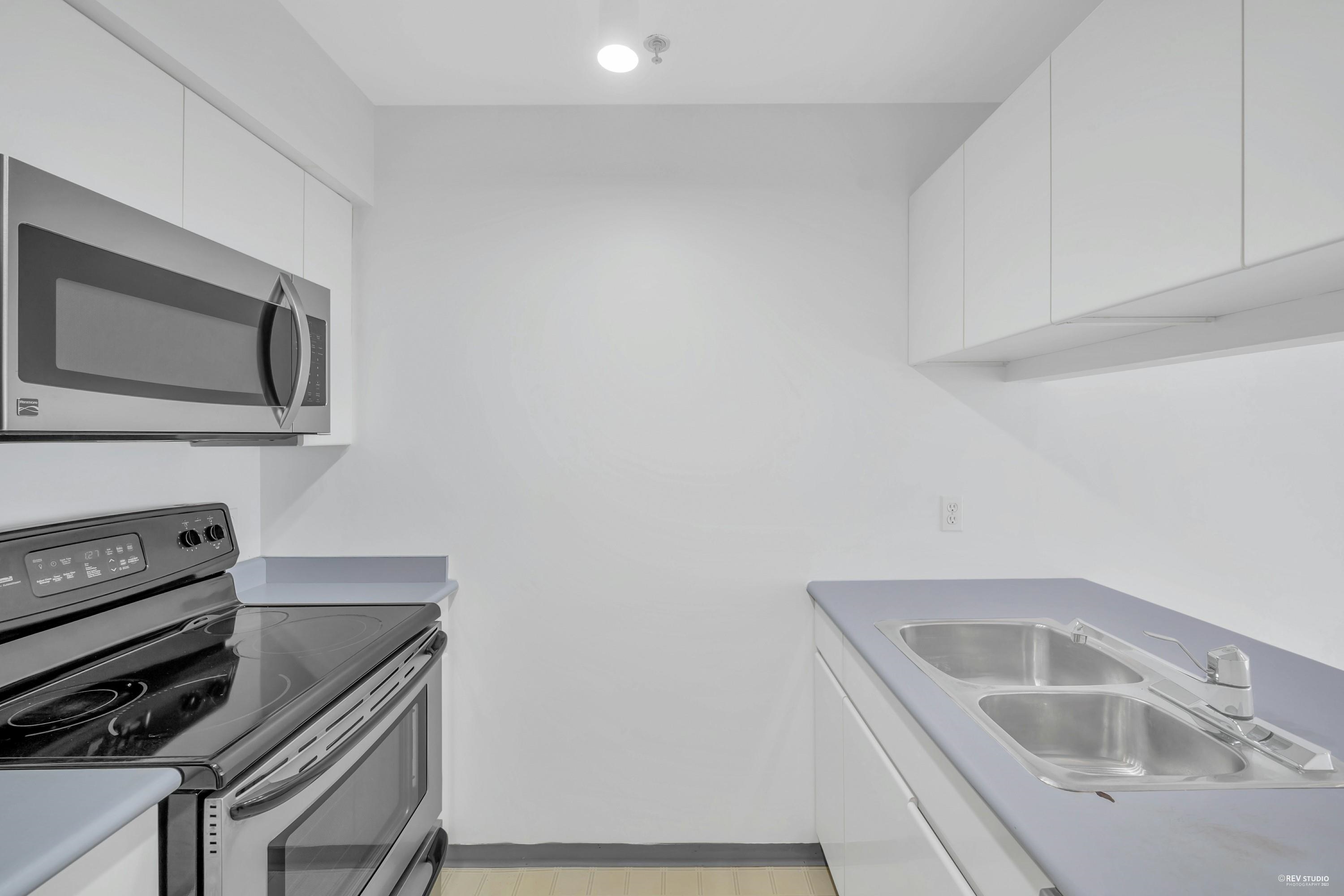 120 3250 W BROADWAY, #120
