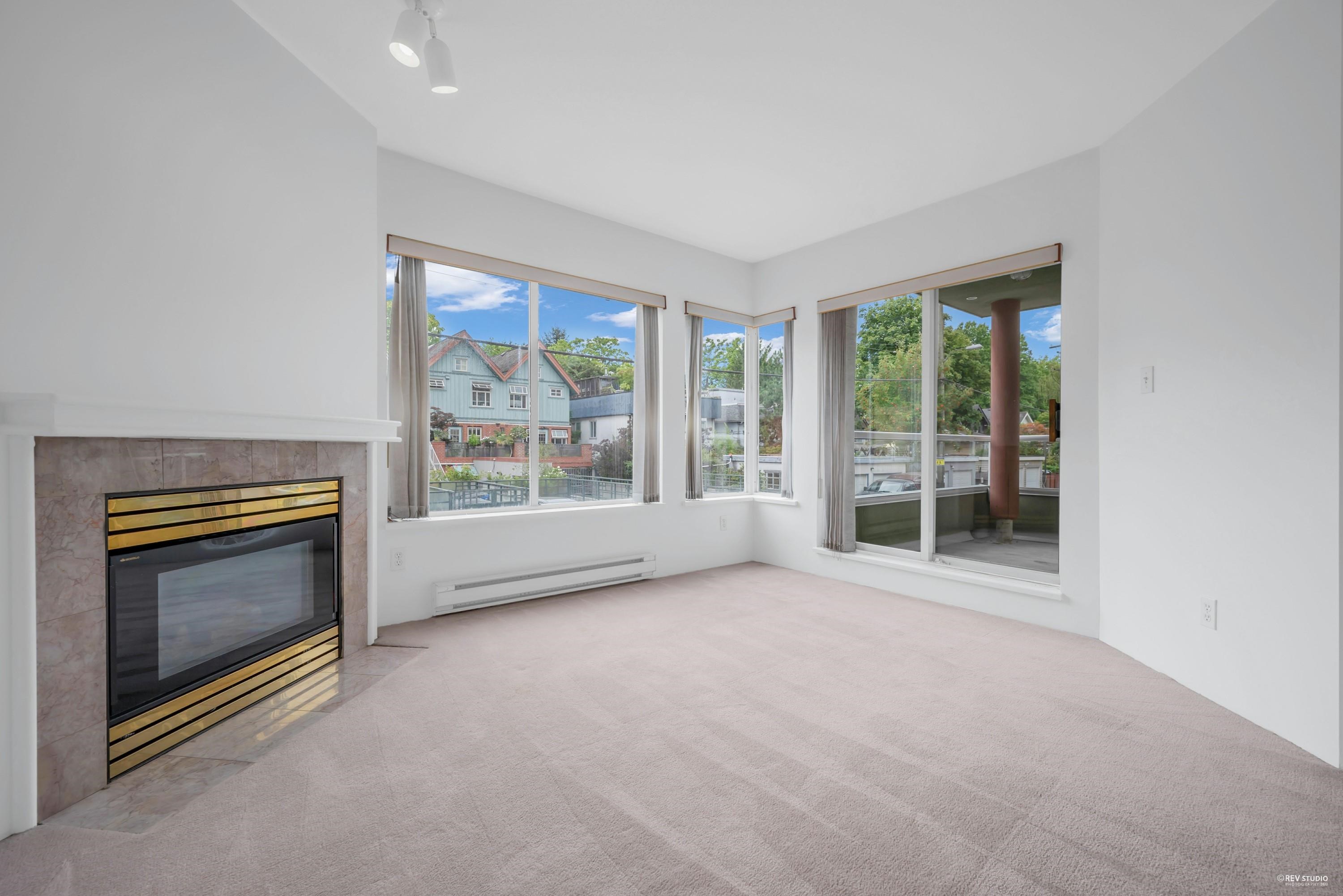 120 3250 W BROADWAY, #120