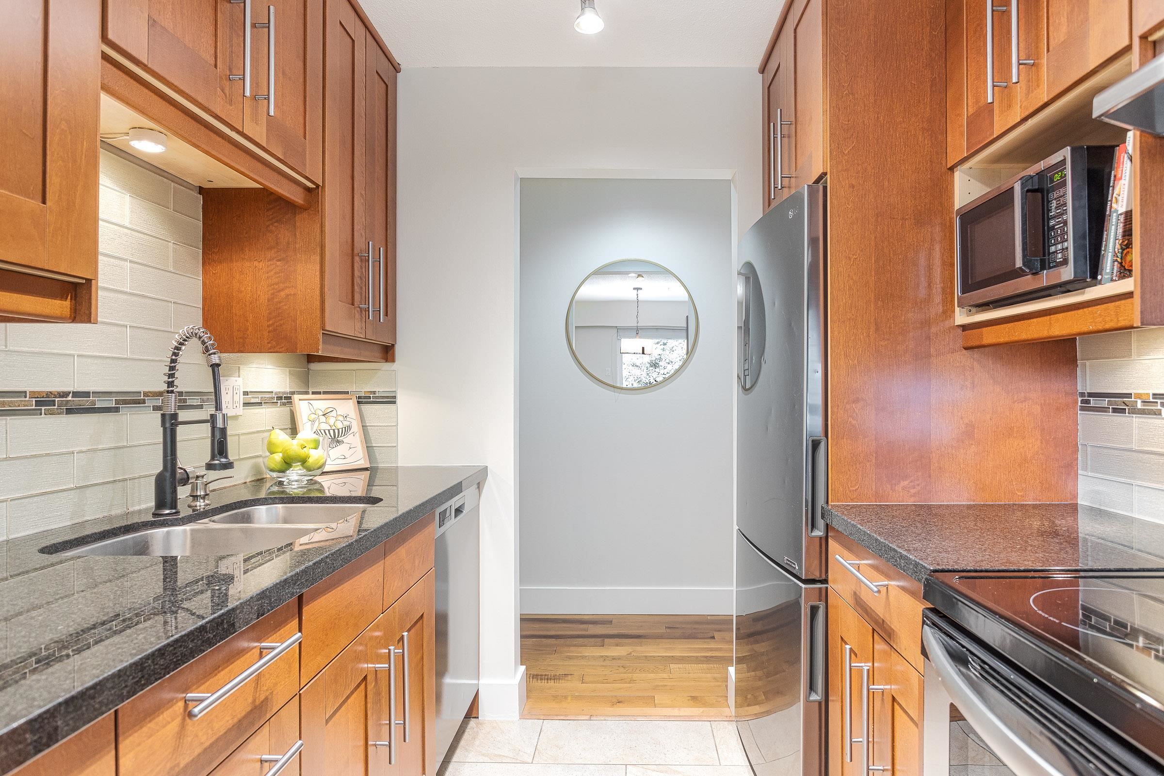 406 555 W 28TH STREET, #406