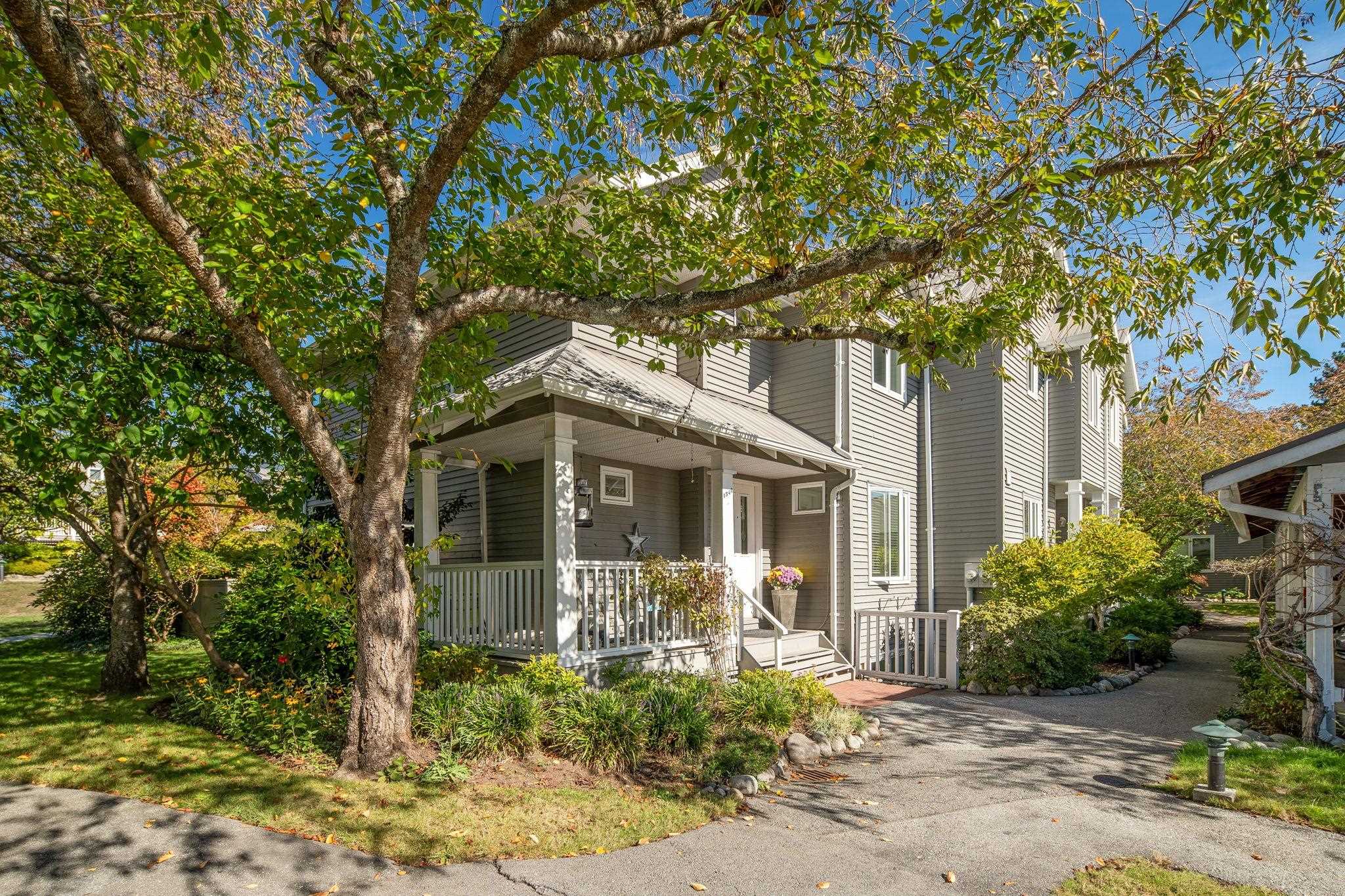 1548 BOWSER AVENUE