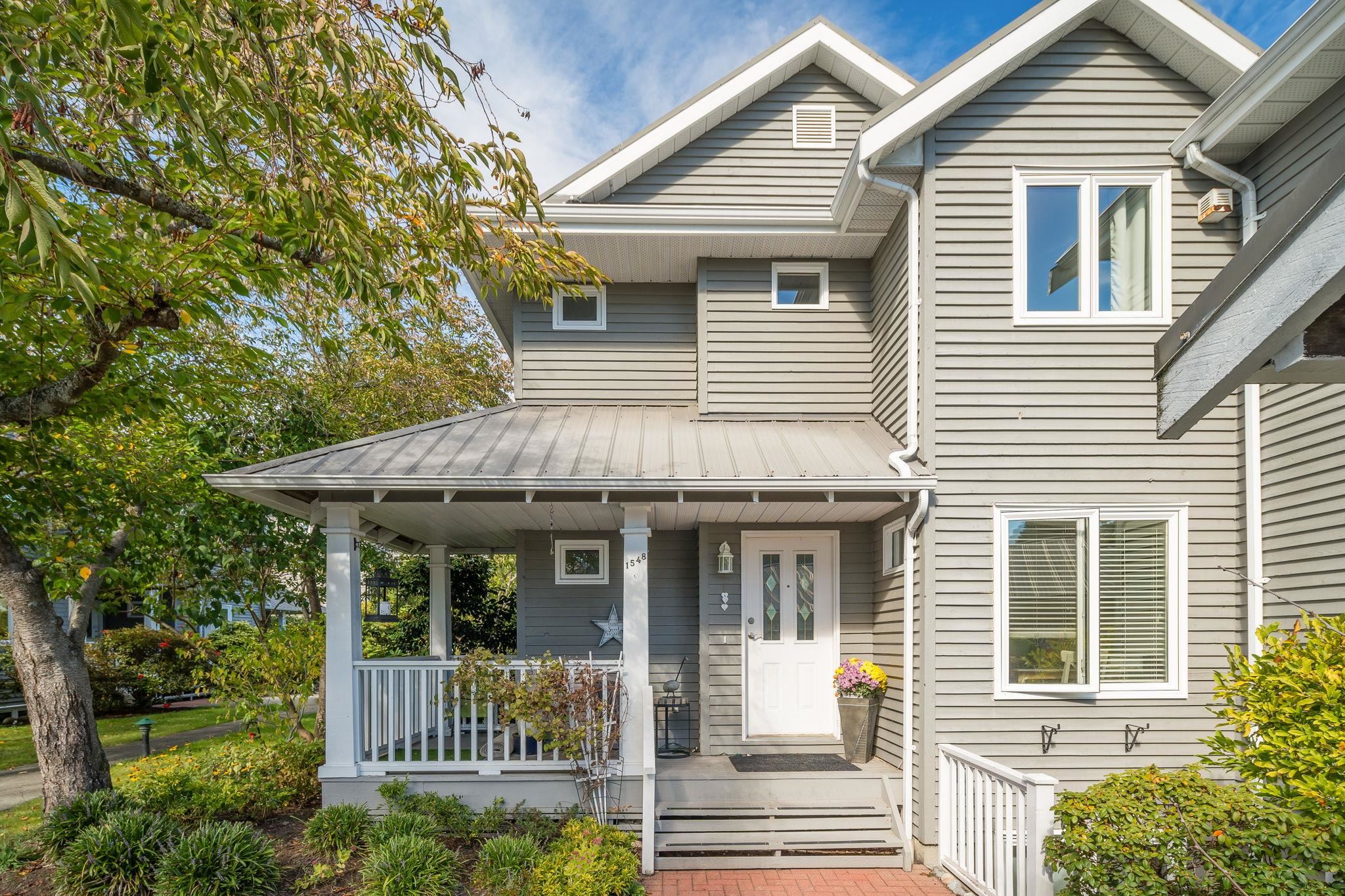 1548 BOWSER AVENUE