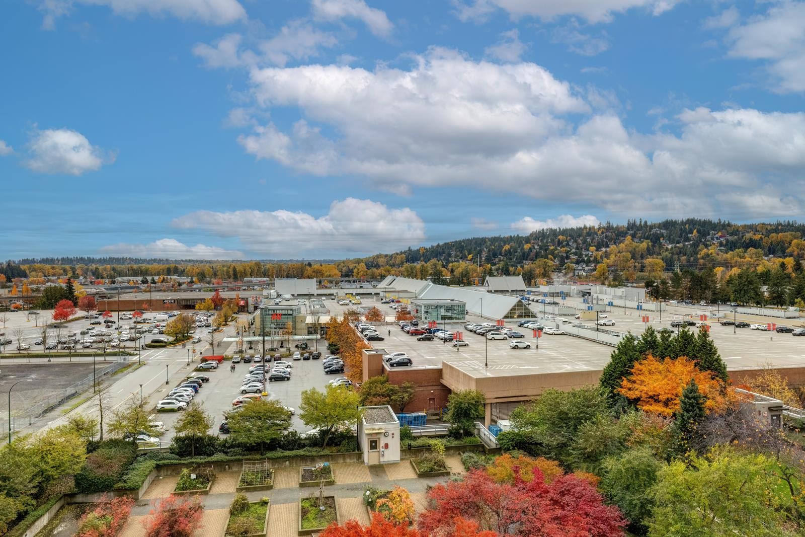 1008 2968 GLEN DRIVE, #1008
