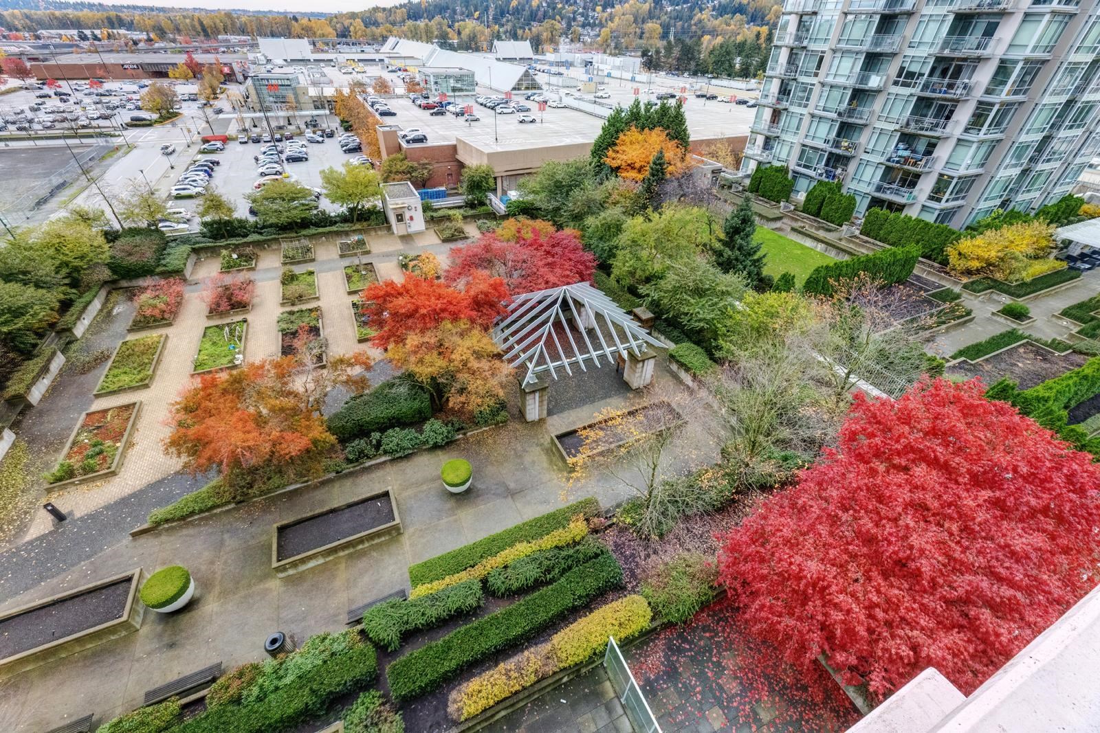 1008 2968 GLEN DRIVE, #1008