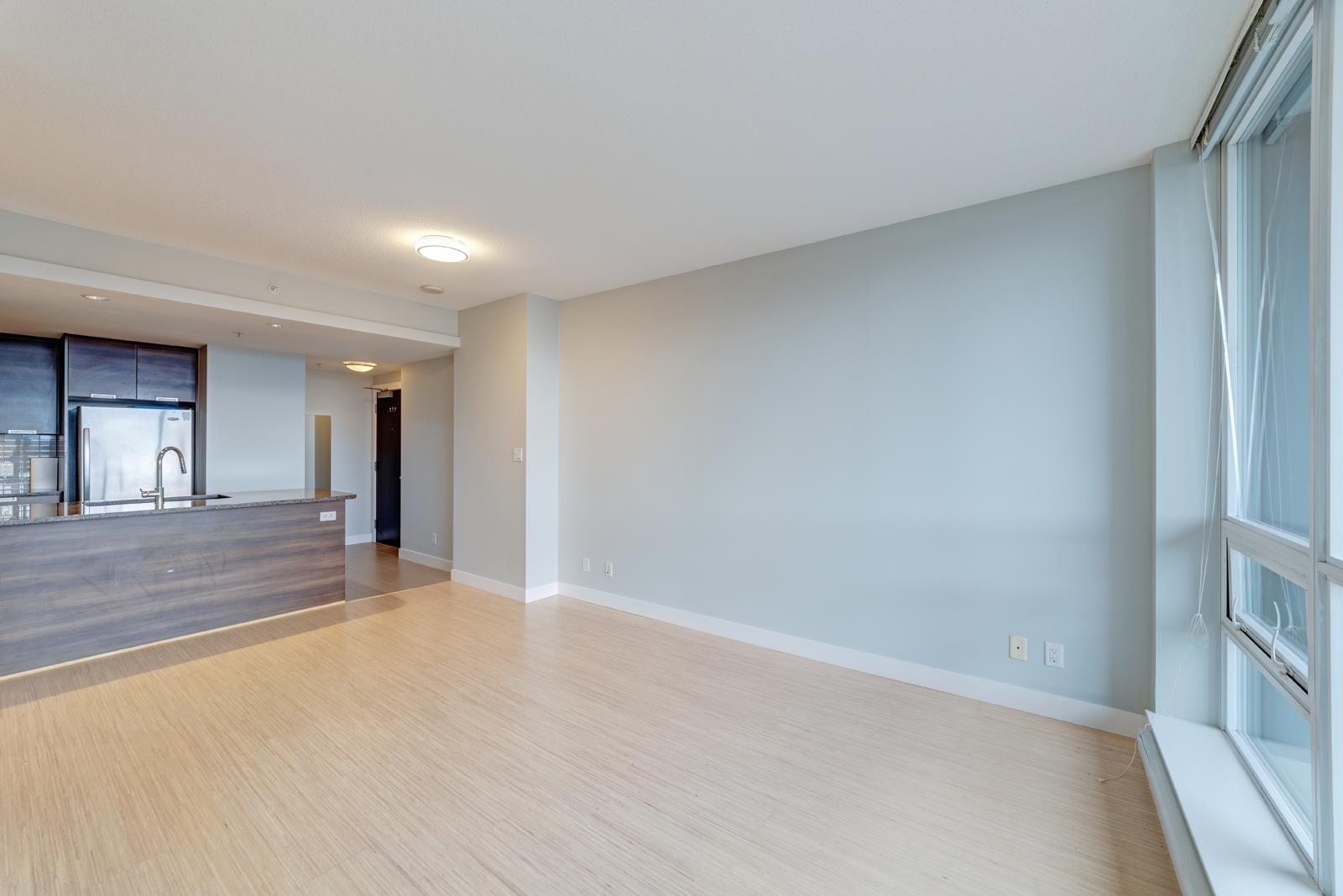 1008 2968 GLEN DRIVE, #1008
