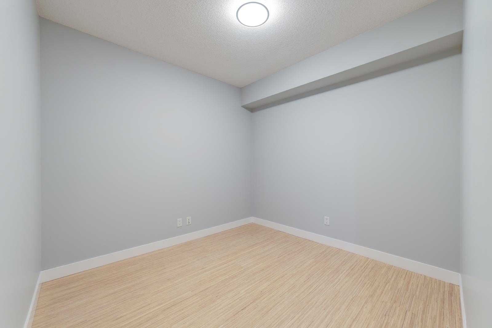 1008 2968 GLEN DRIVE, #1008