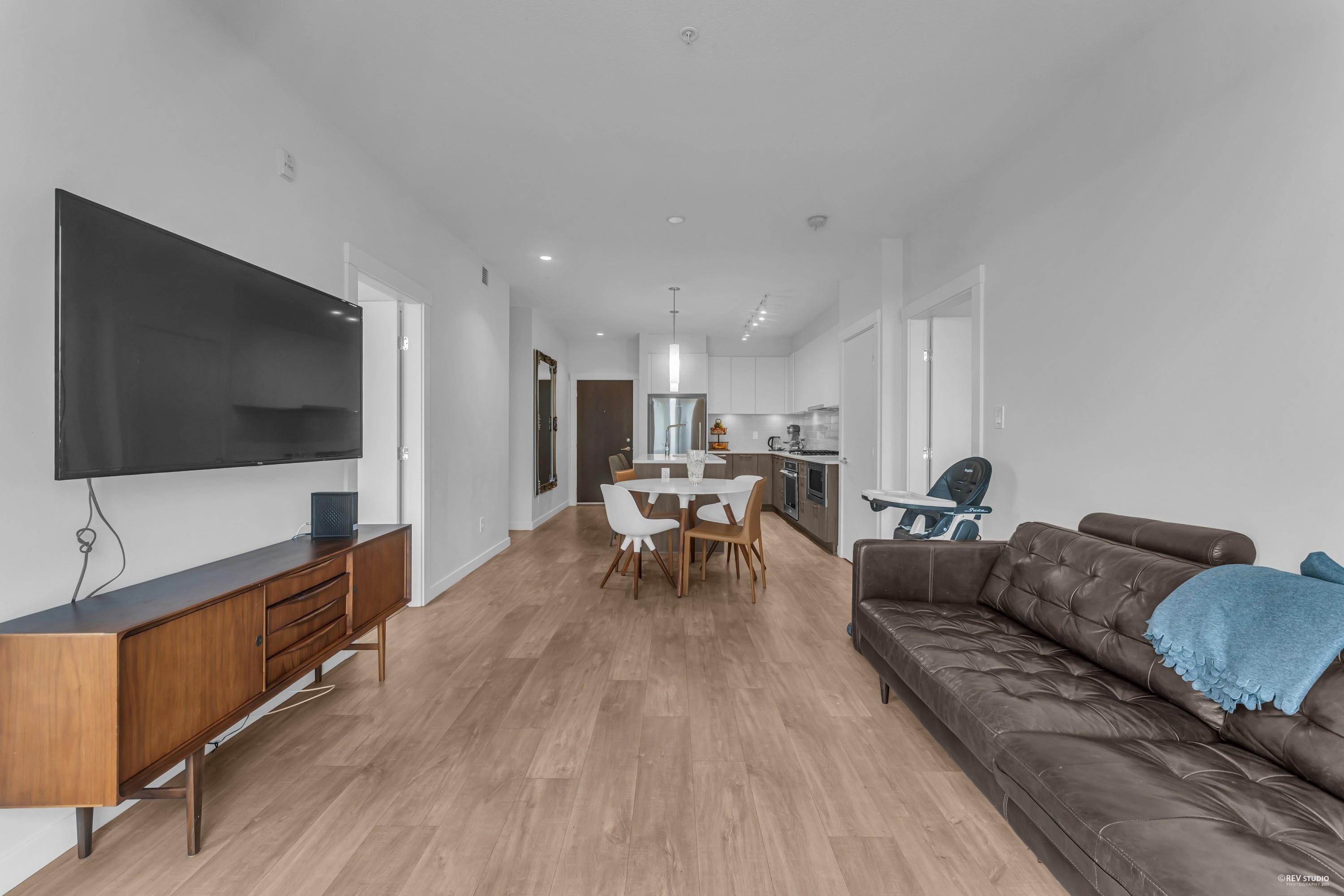 202 625 E 3RD STREET, #202