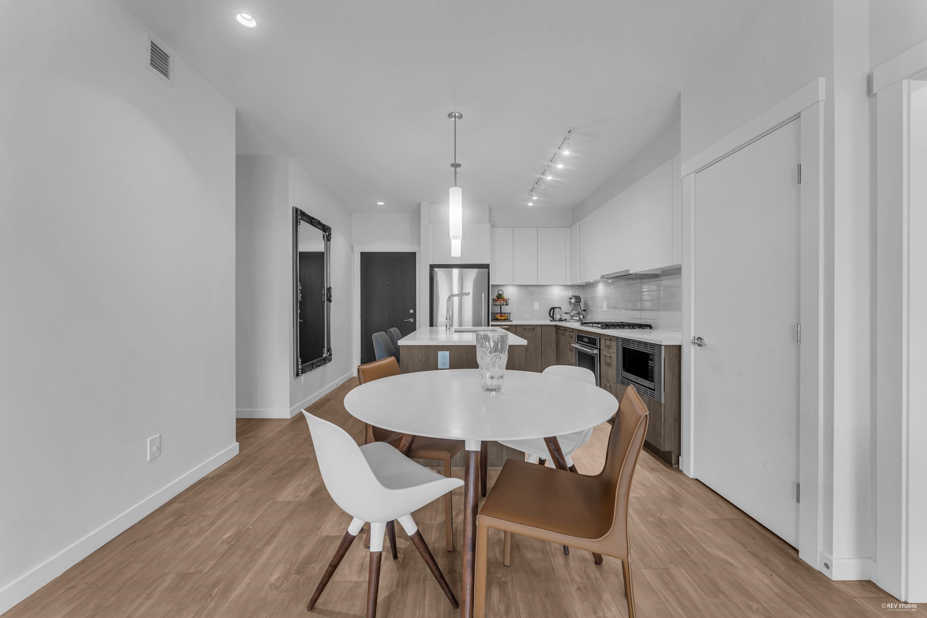 202 625 E 3RD STREET, #202