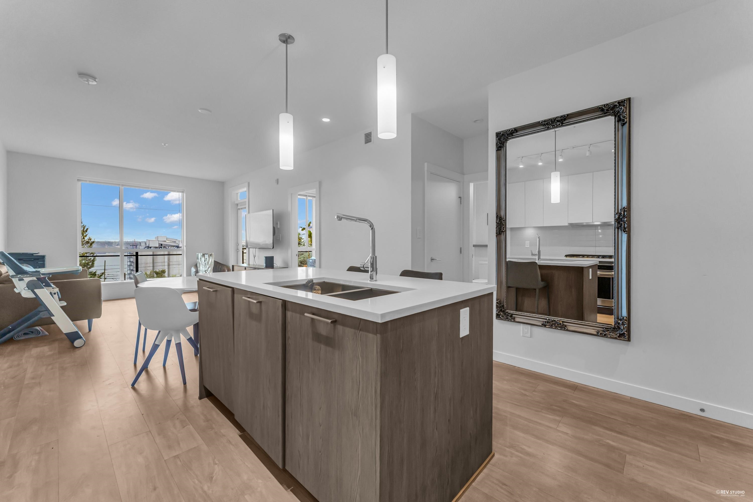 202 625 E 3RD STREET, #202