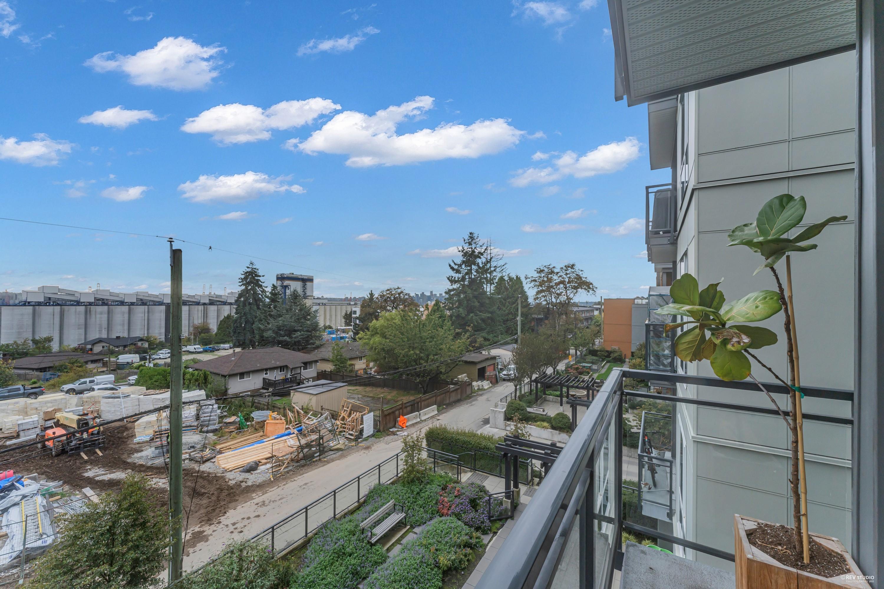 202 625 E 3RD STREET, #202