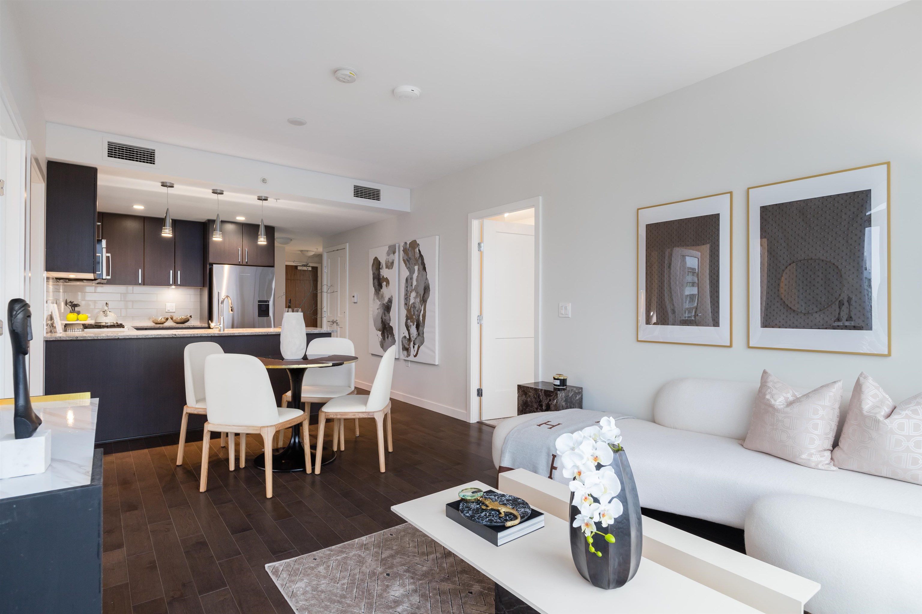 807 1708 ONTARIO STREET, #807