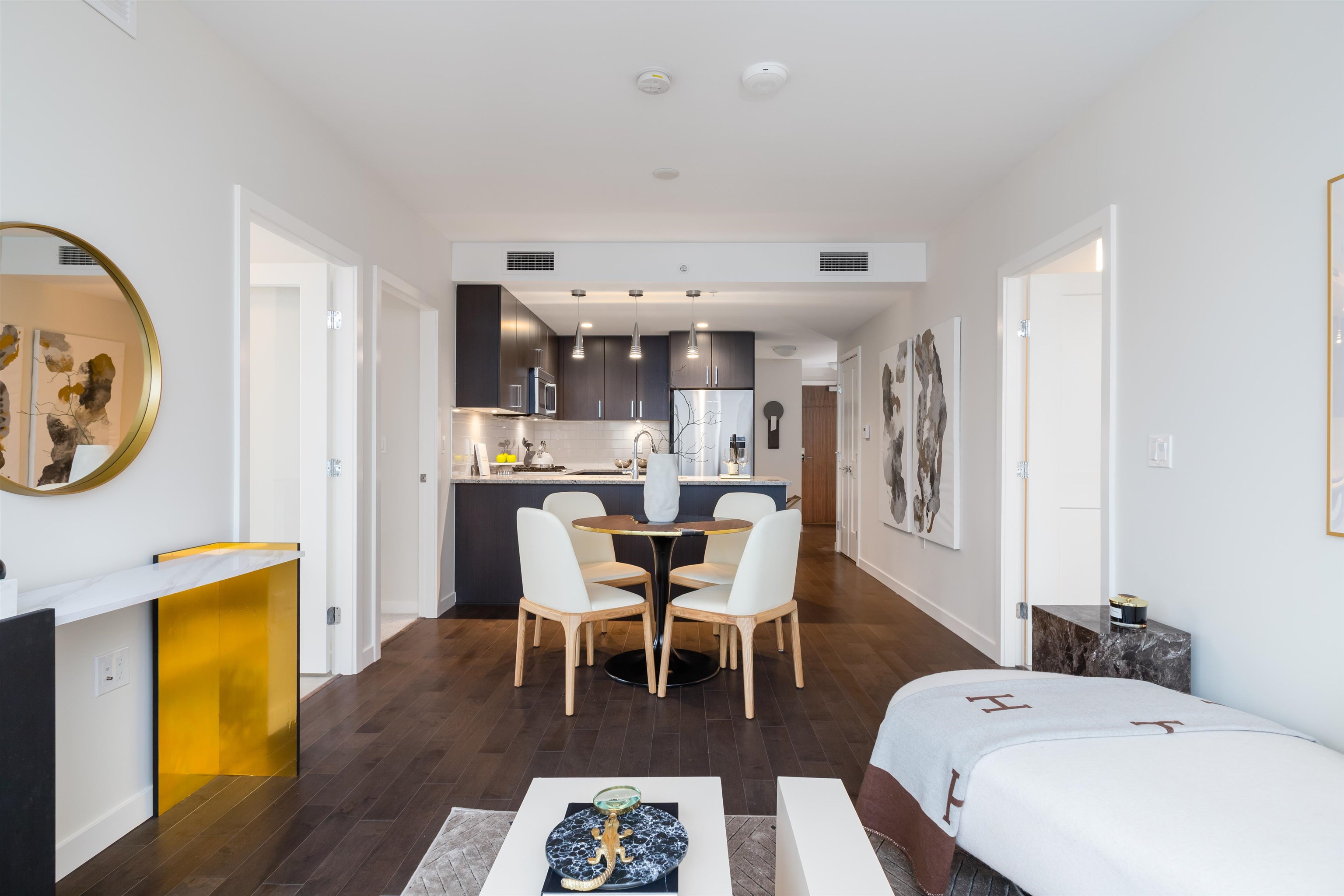 807 1708 ONTARIO STREET, #807