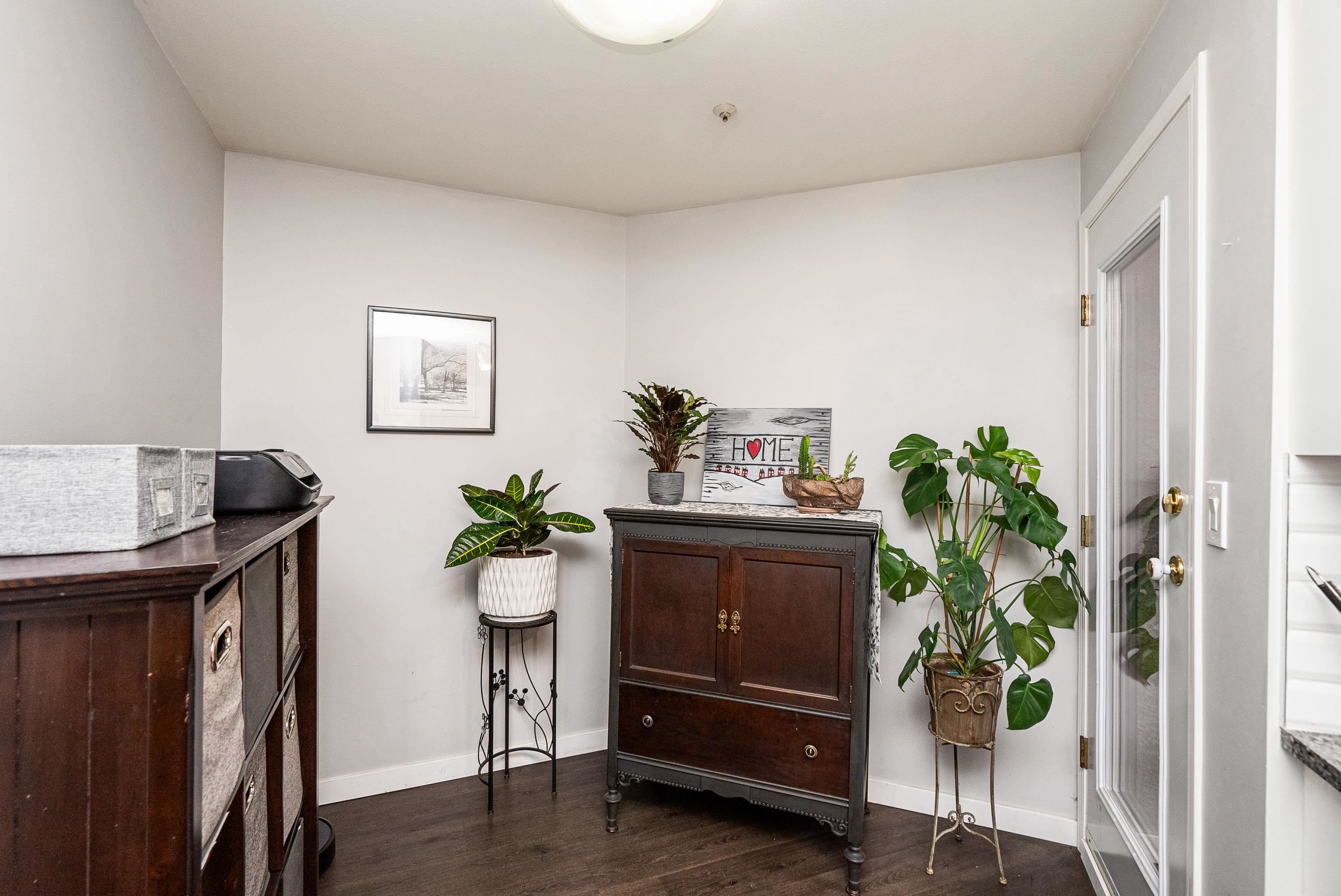 306 20288 54 AVENUE, #306