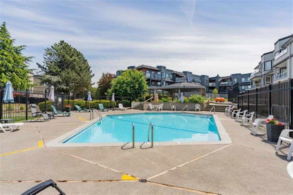 211 1860 E SOUTHMERE CRESCENT, #211
