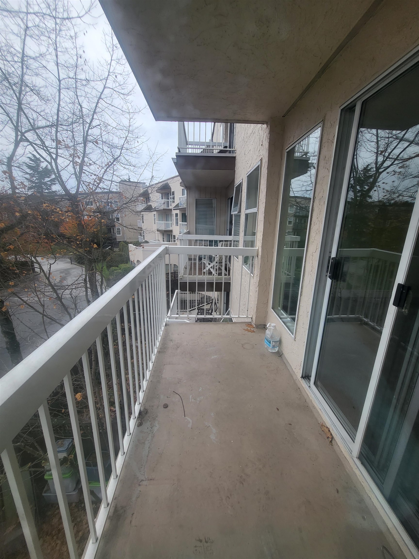 211 1860 E SOUTHMERE CRESCENT, #211