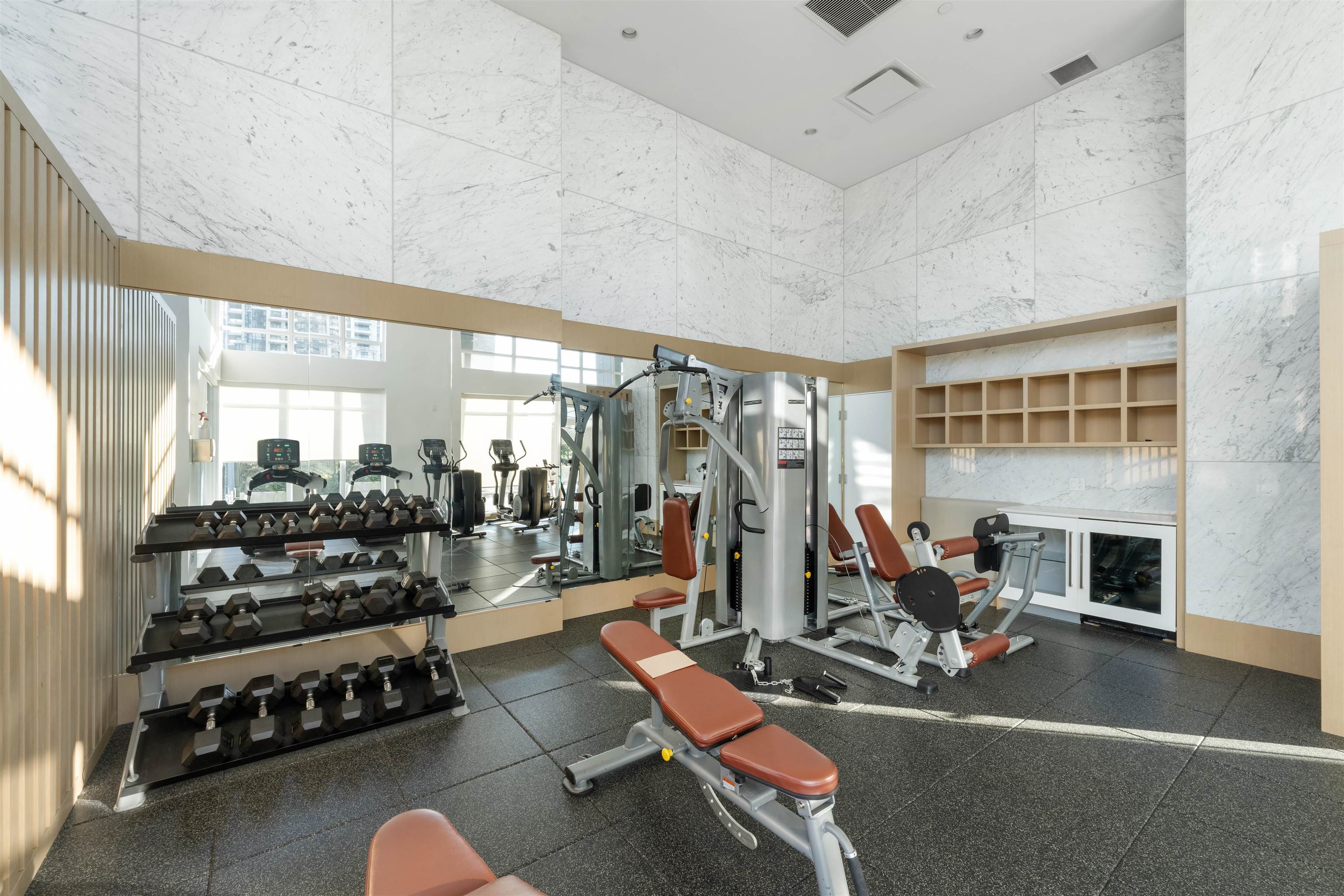1804 2085 SKYLINE COURT, #1804