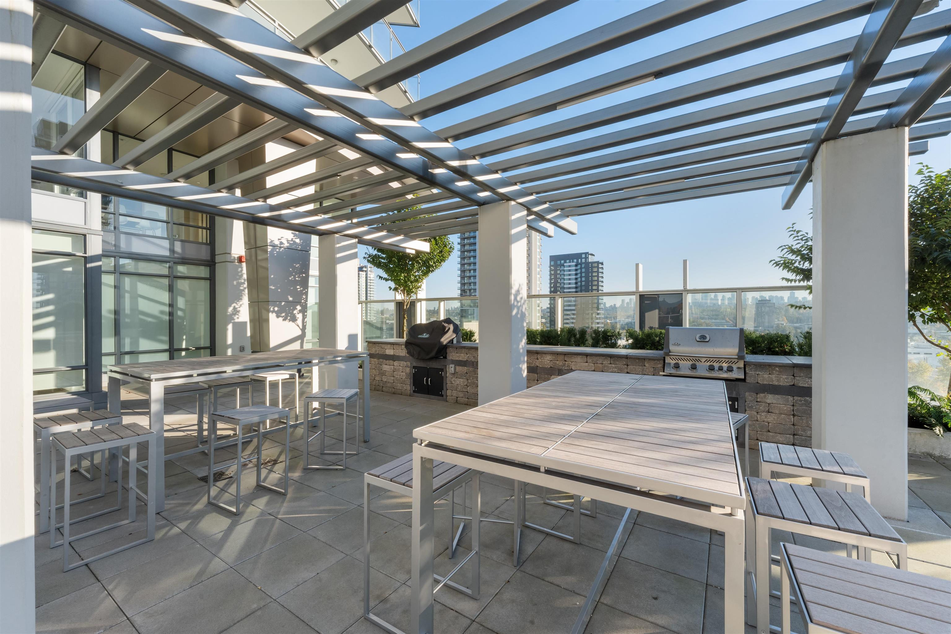 1804 2085 SKYLINE COURT, #1804