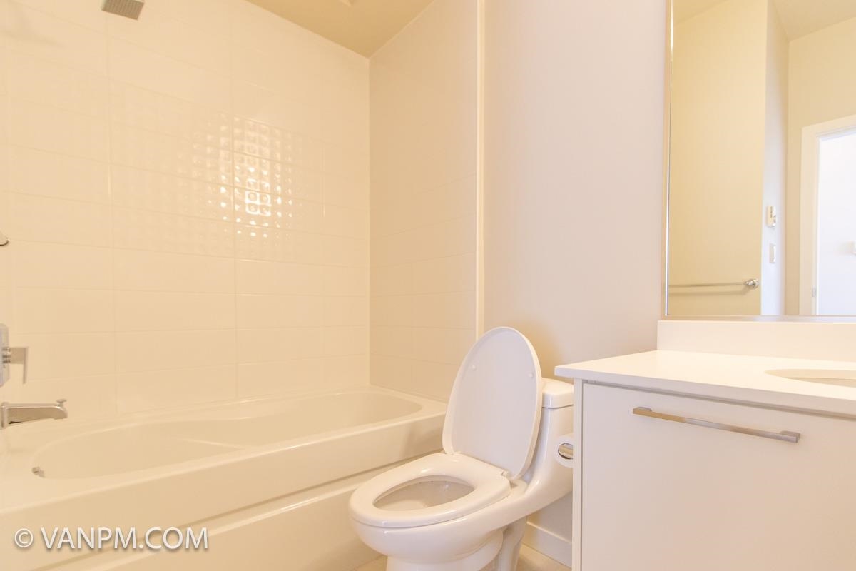 PH11 5248 GRIMMER STREET, #PH11