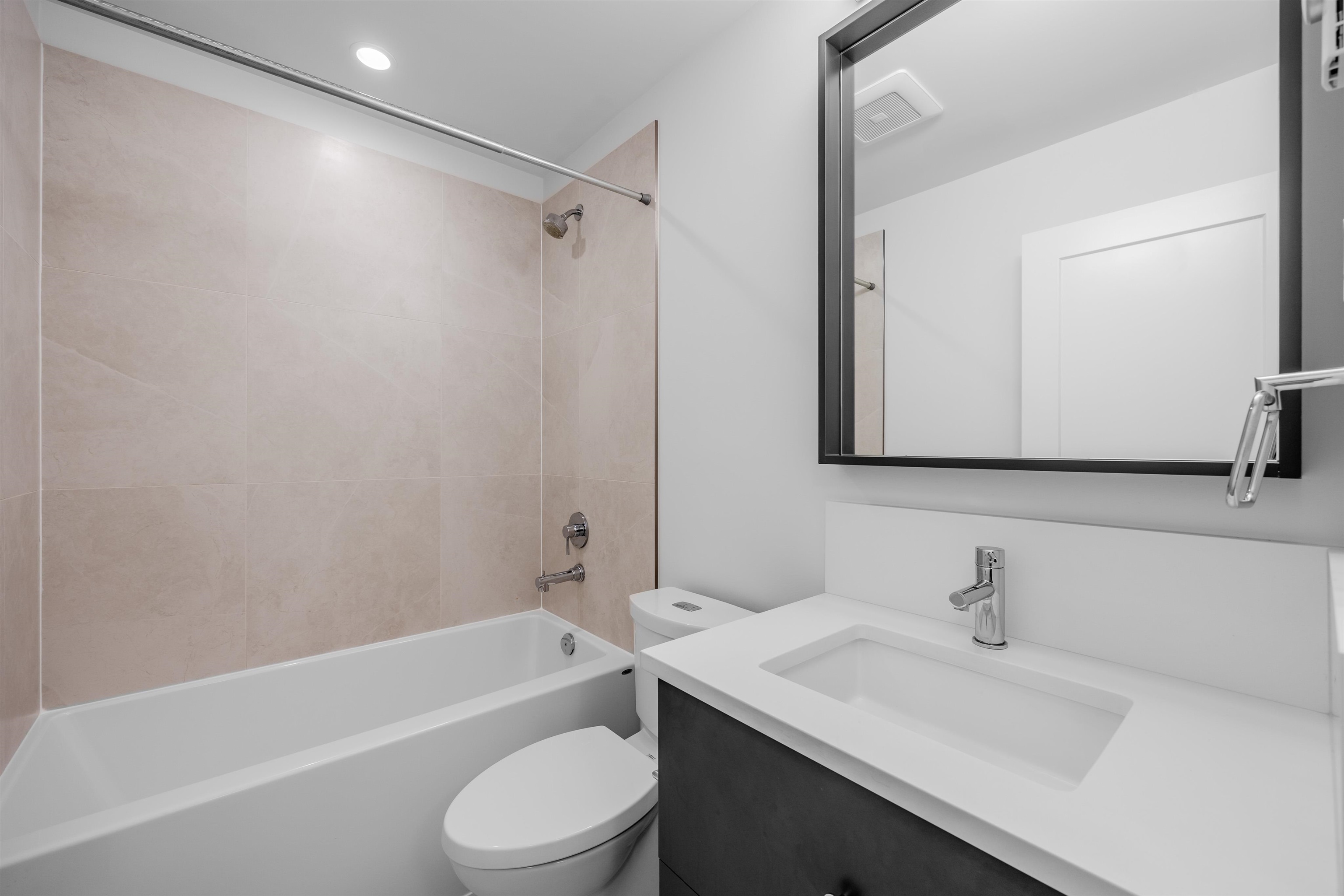 66 2070 OAK MEADOWS DRIVE, #66