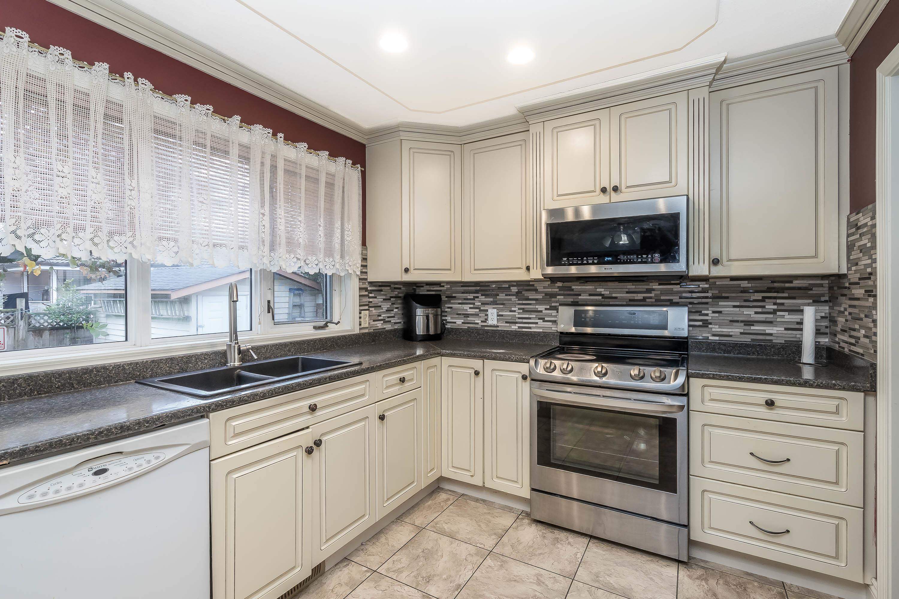 31012 SIDONI AVENUE