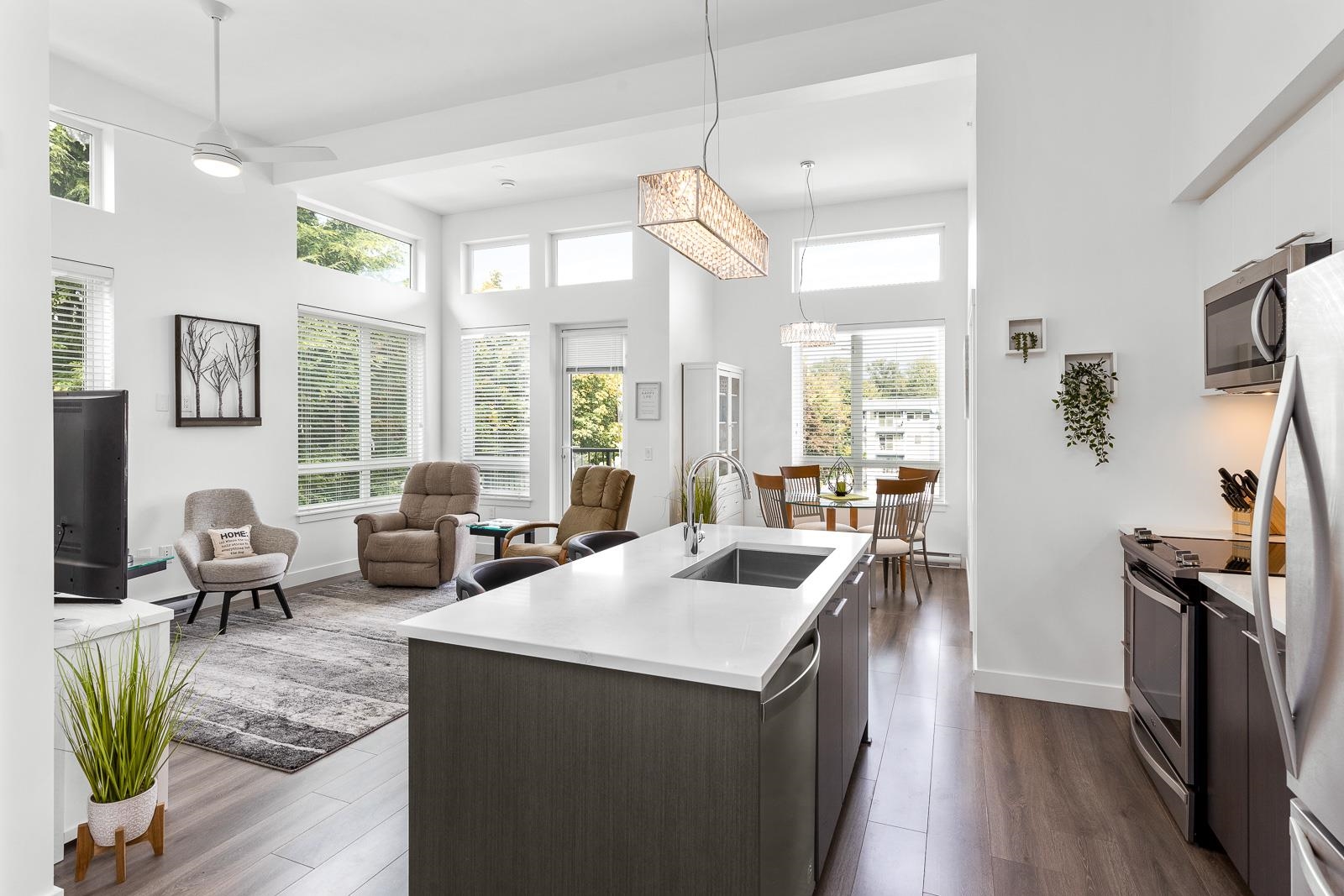 413 2382 ATKINS AVENUE, #413