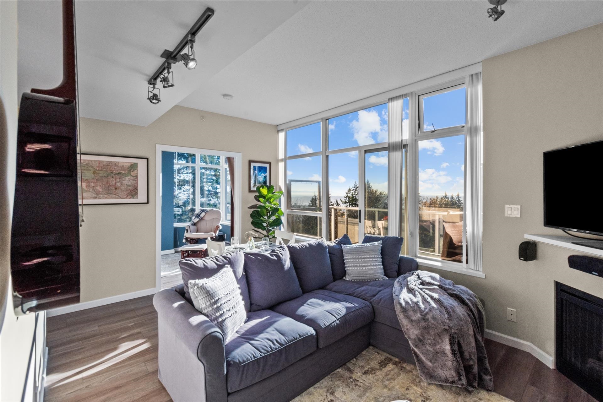 607 9298 UNIVERSITY CRESCENT, #607