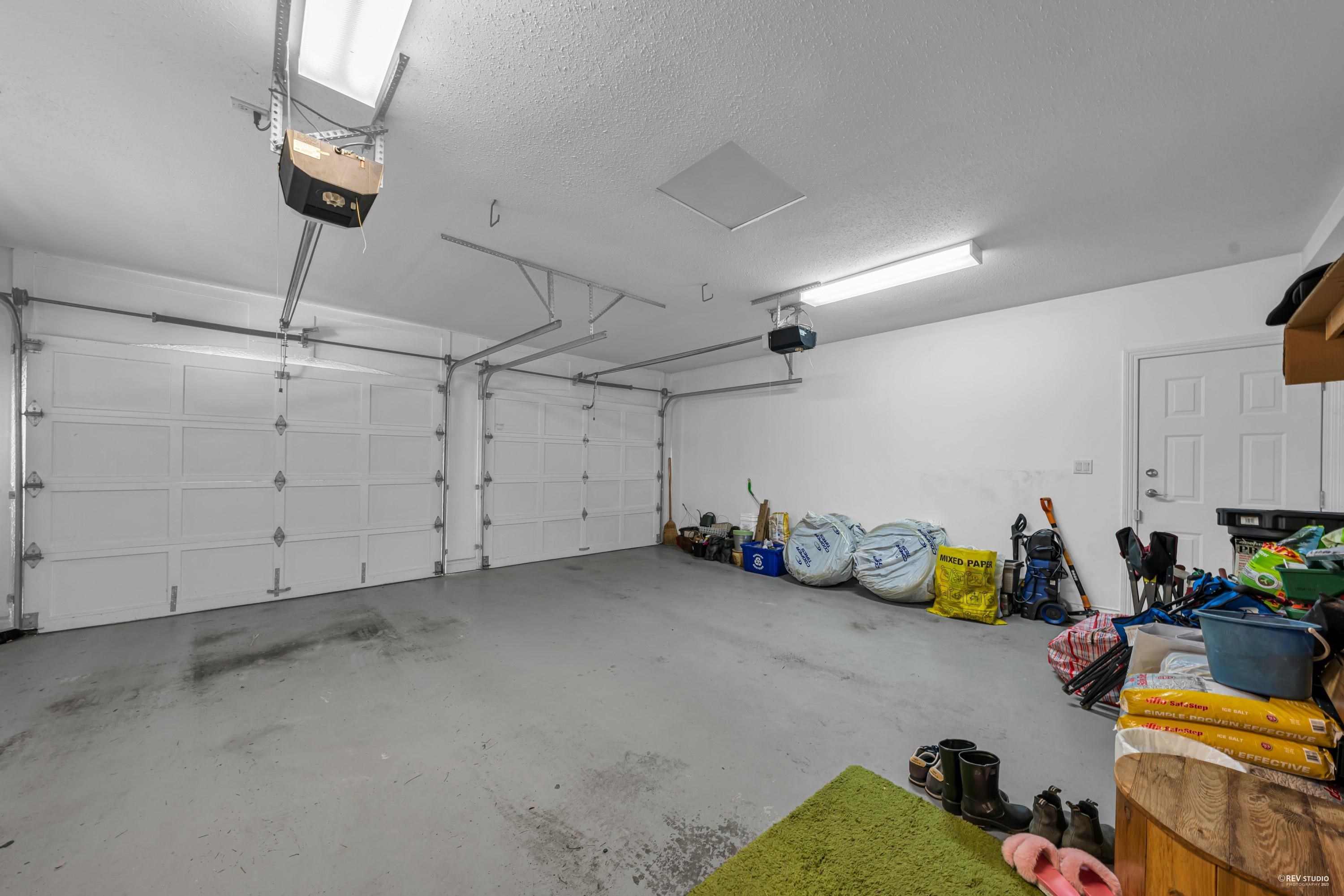 8075 REIGATE ROAD