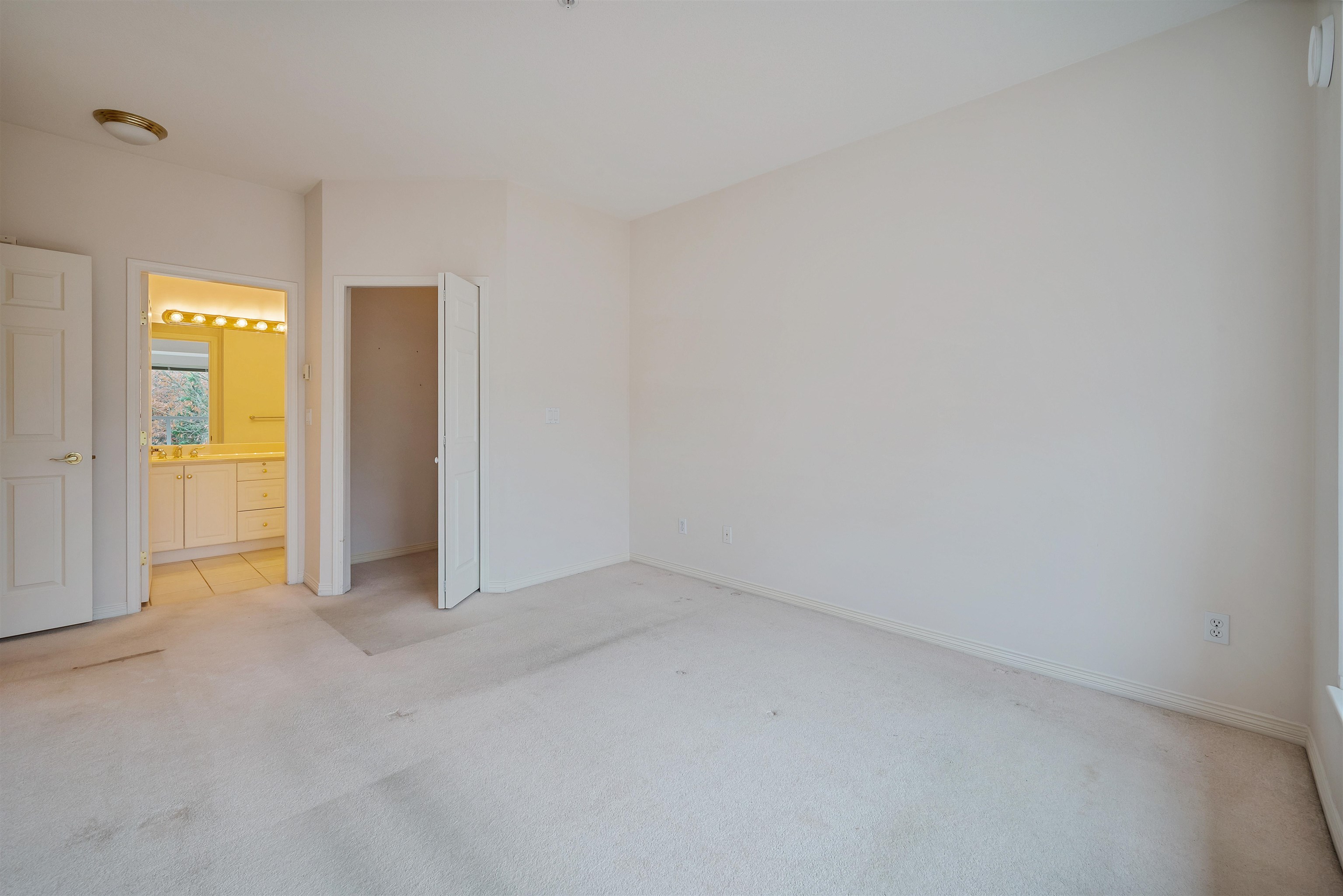 501 5280 OAKMOUNT CRESCENT, #501