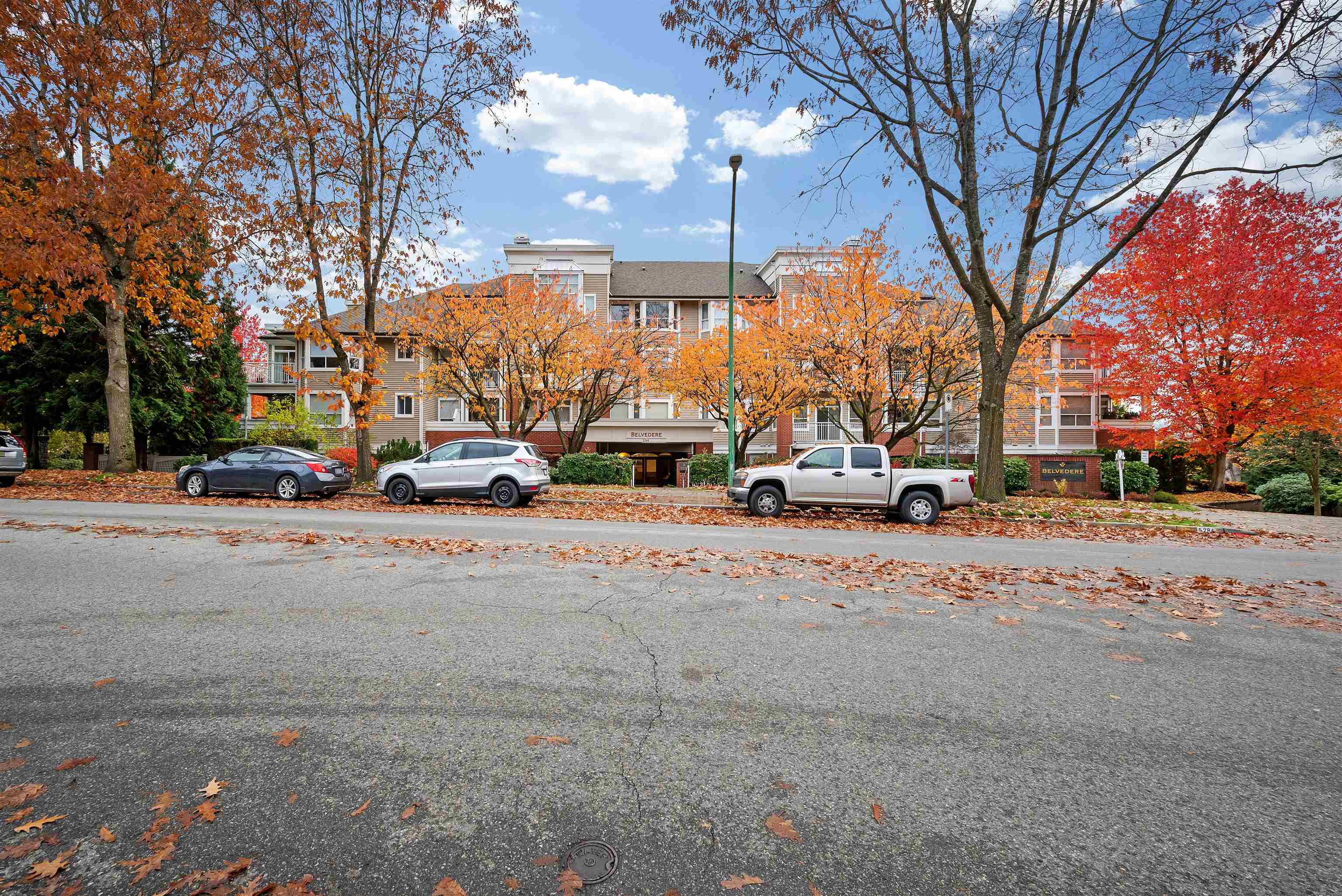 501 5280 OAKMOUNT CRESCENT, #501