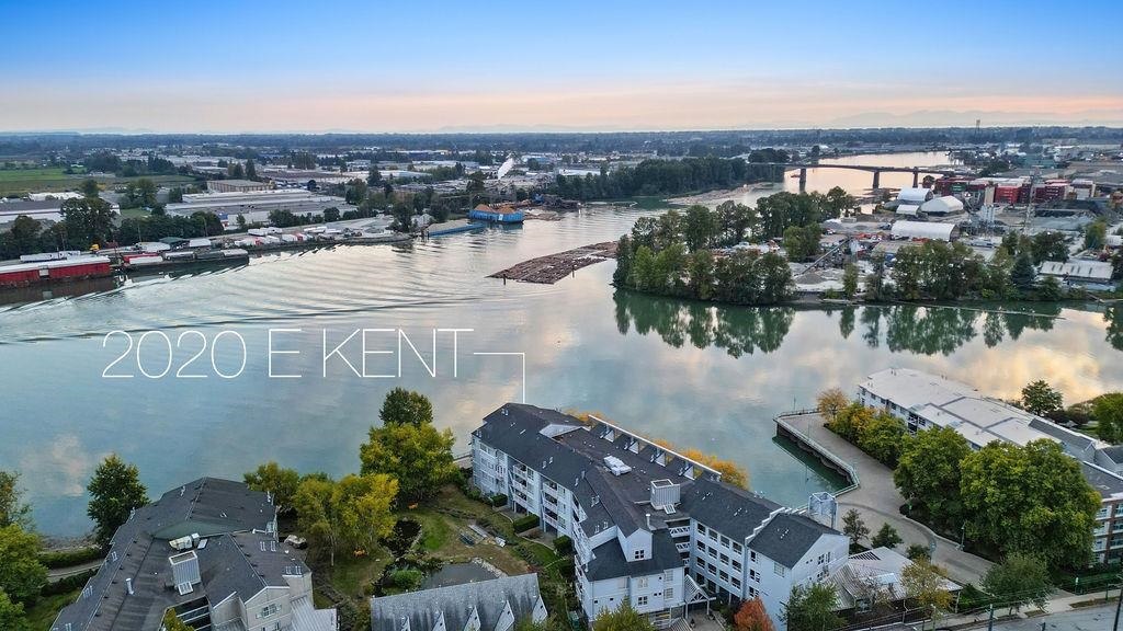 210 2020 SE KENT AVENUE, #210
