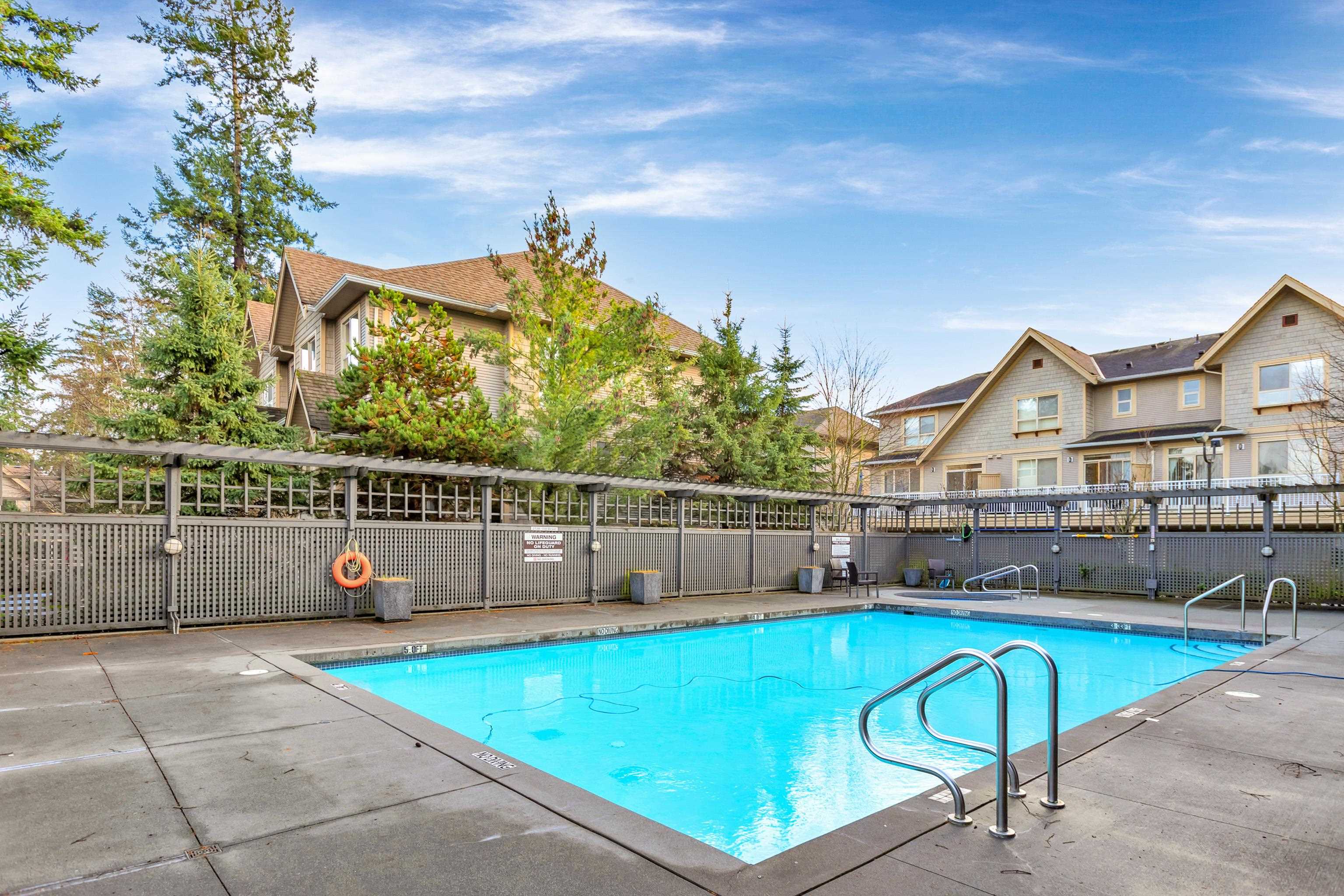 30 2729 158 STREET, #30