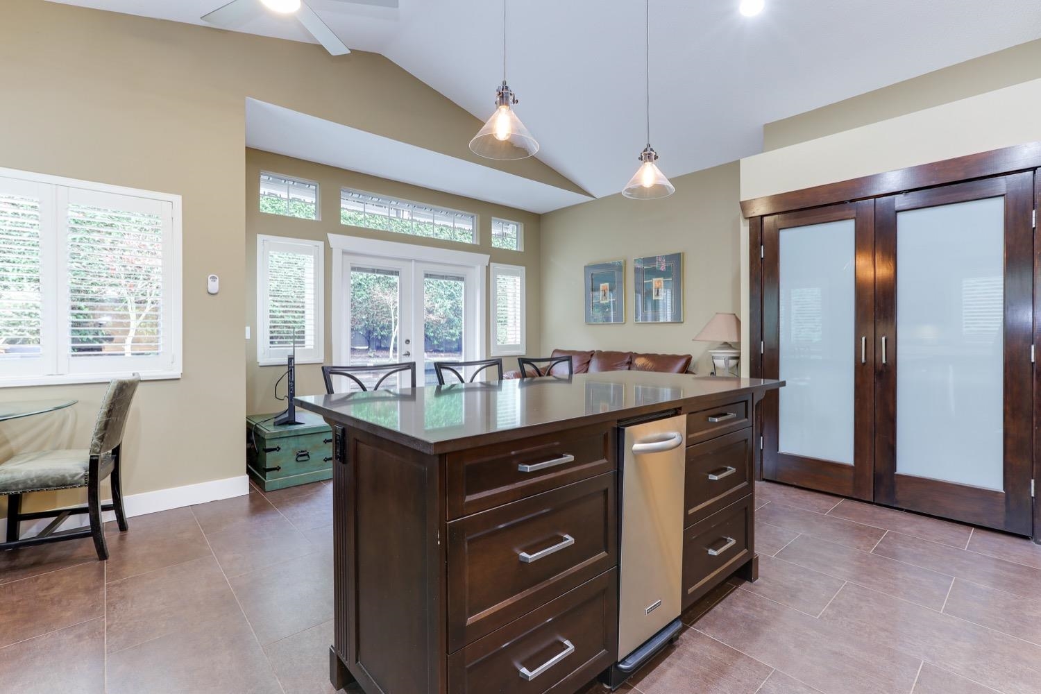 114 9012 WALNUT GROVE DRIVE, #114