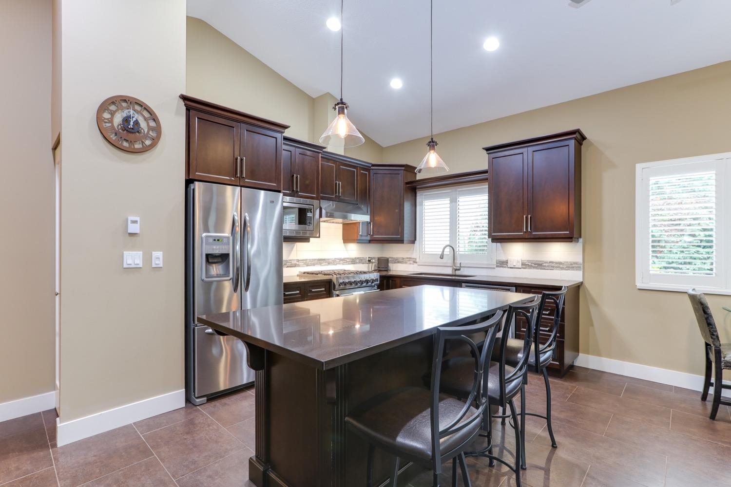114 9012 WALNUT GROVE DRIVE, #114