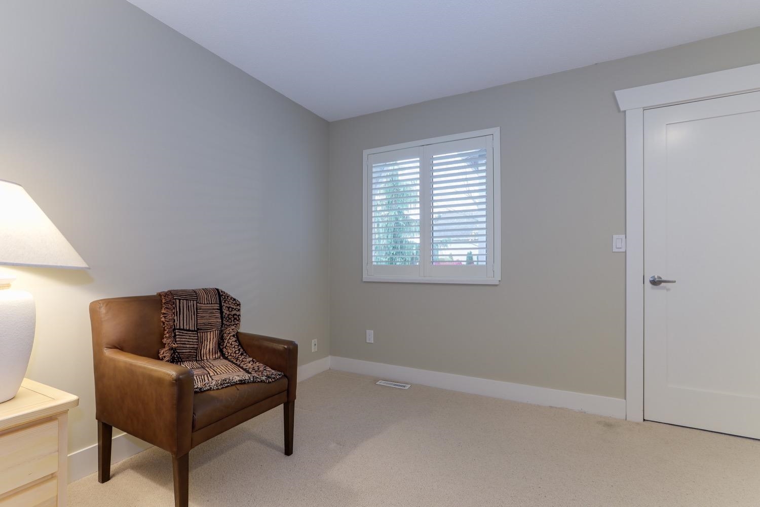 114 9012 WALNUT GROVE DRIVE, #114