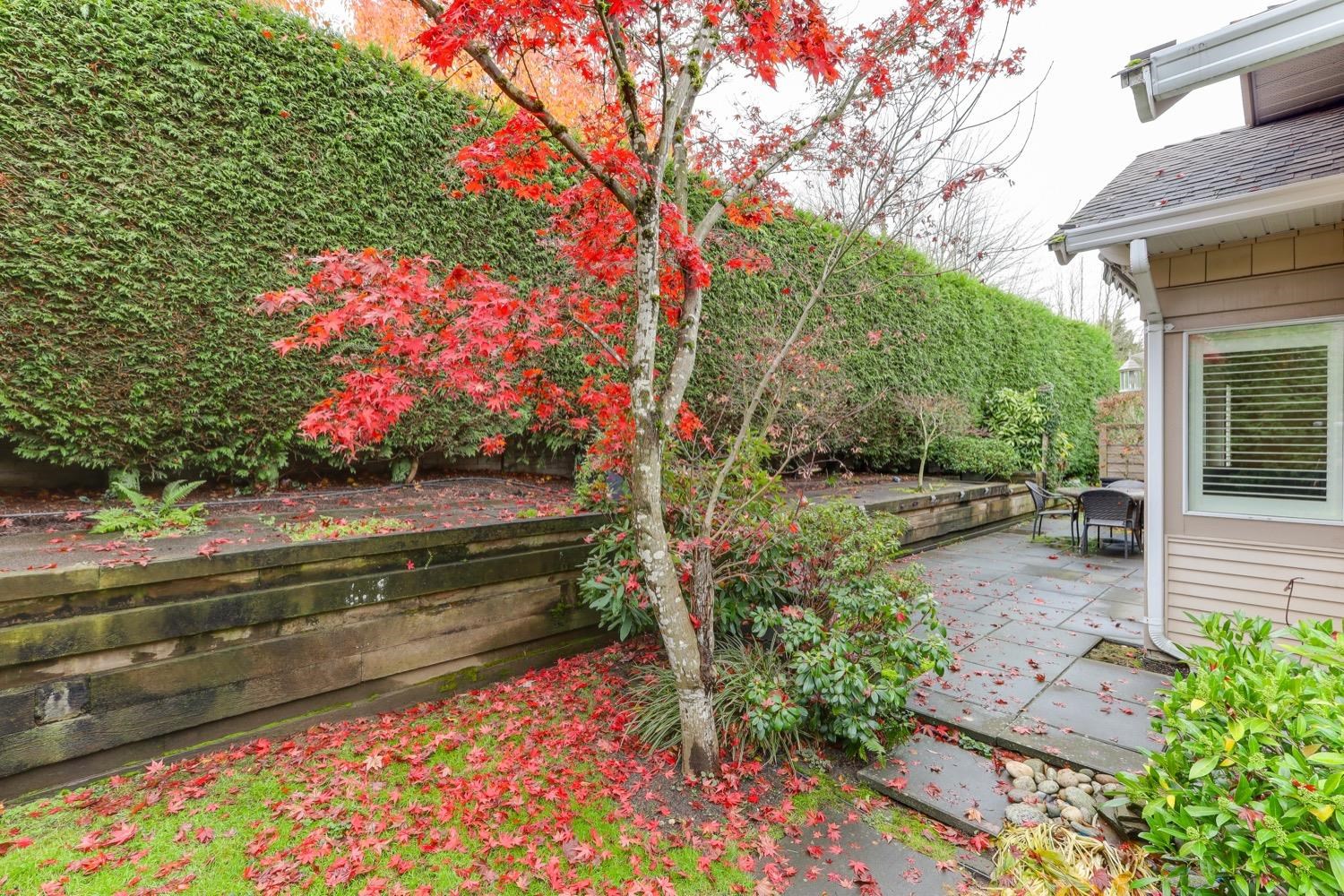 114 9012 WALNUT GROVE DRIVE, #114