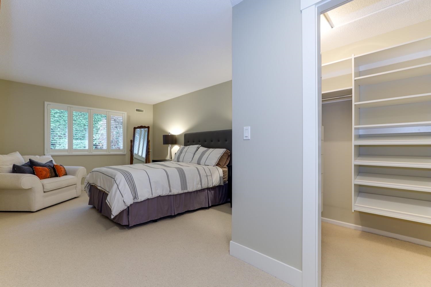 114 9012 WALNUT GROVE DRIVE, #114