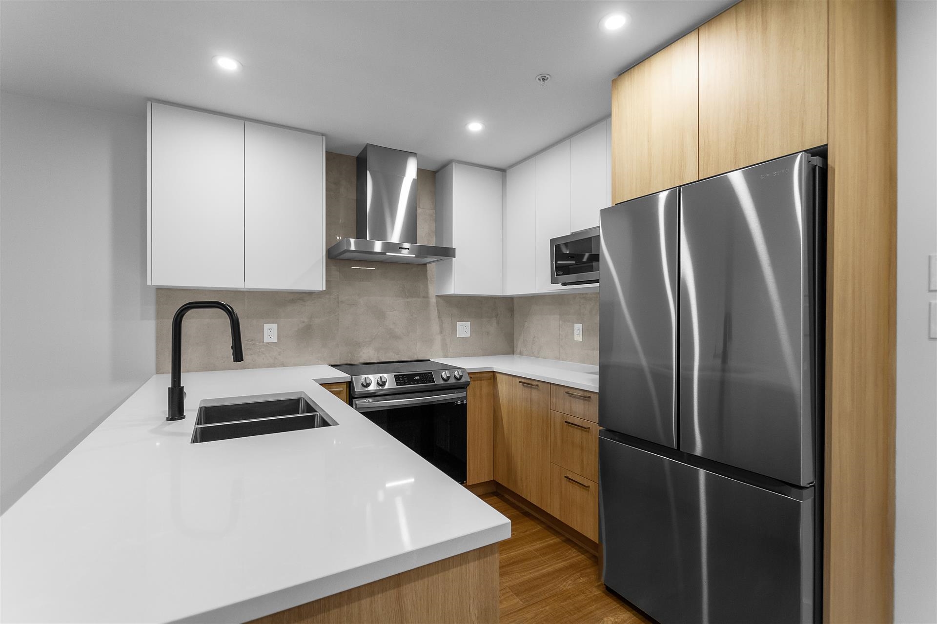 B214 31940 RAVEN AVENUE, #B214