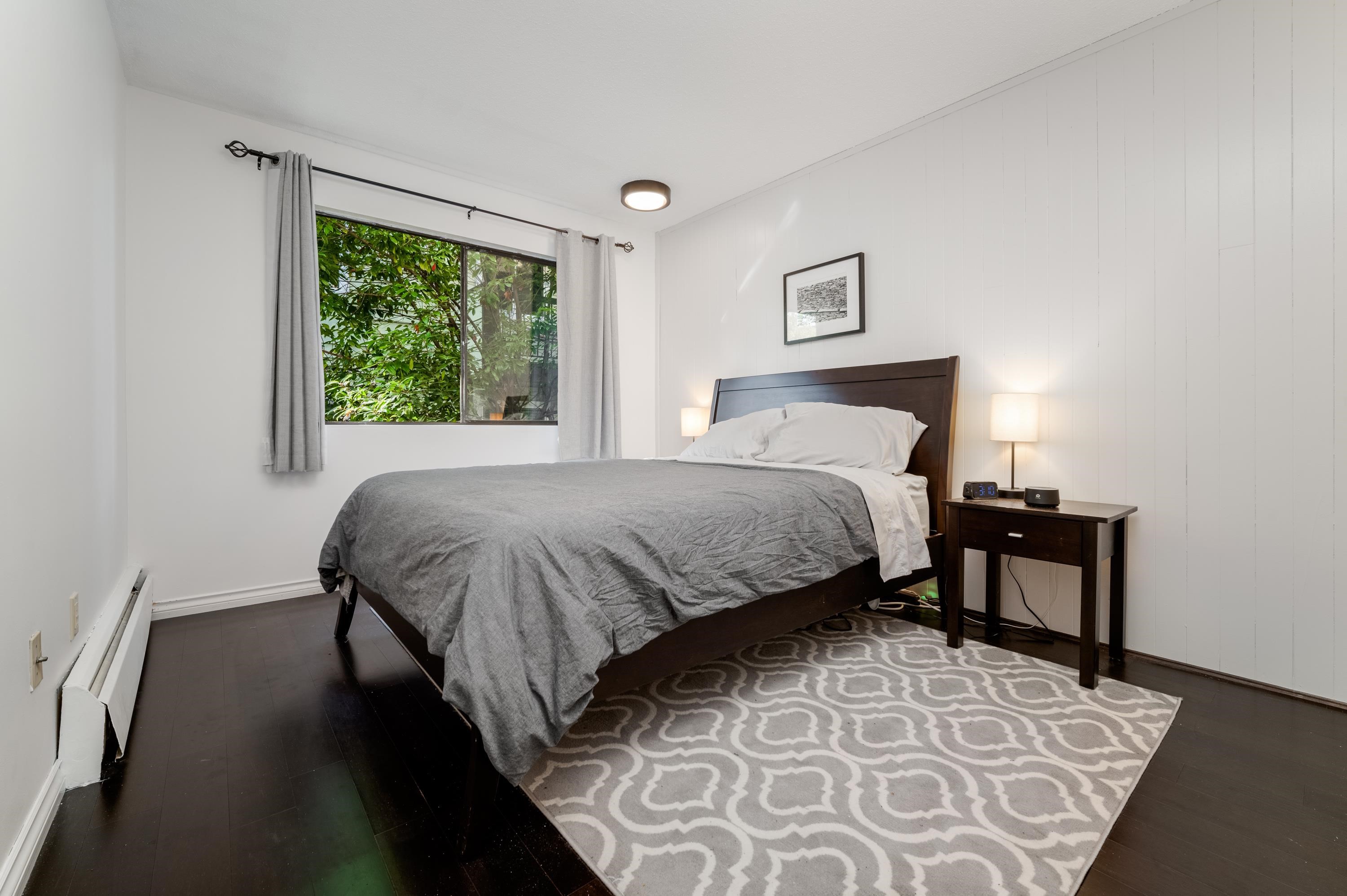 201 350 E 5TH AVENUE, #201