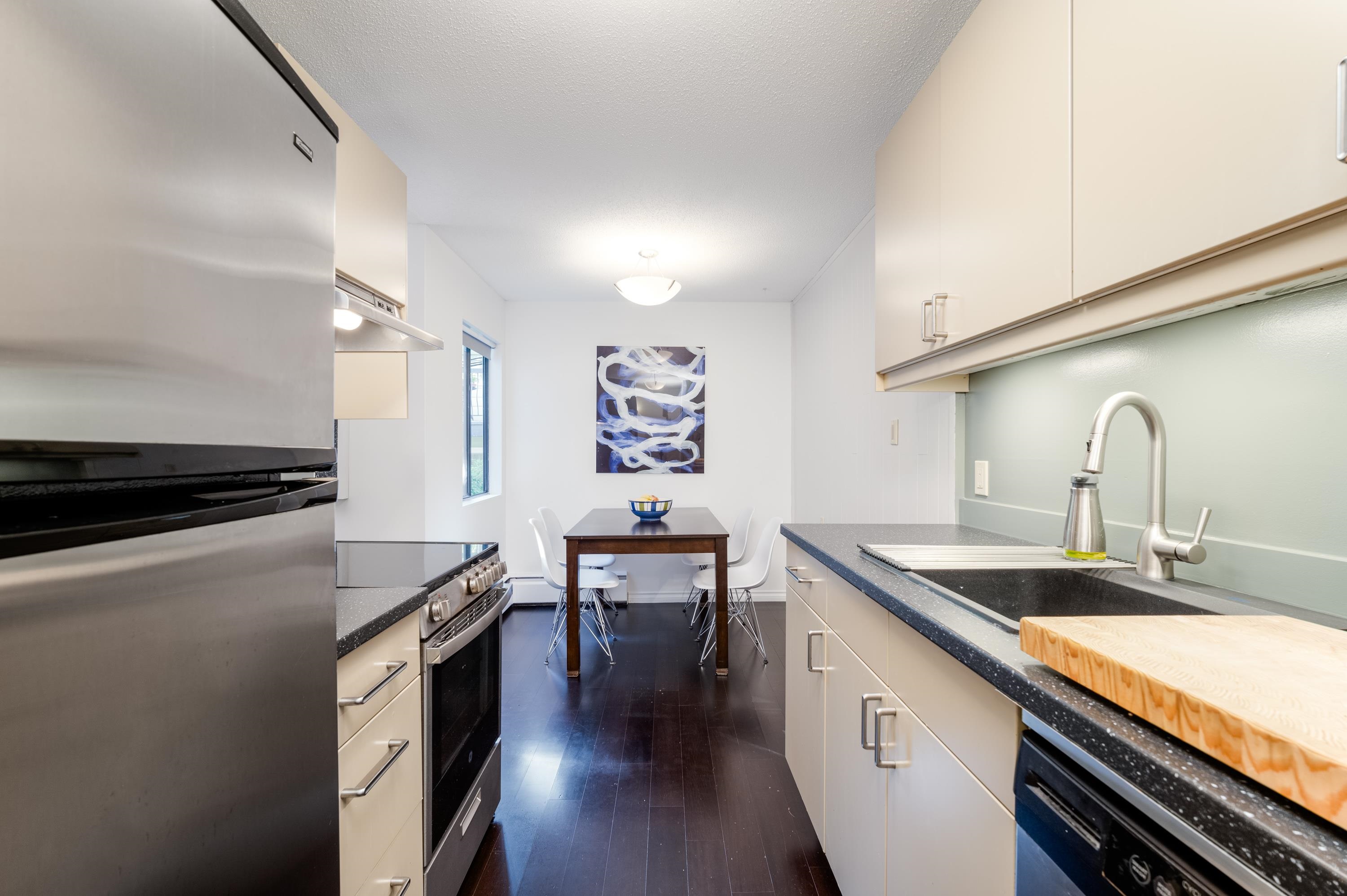 201 350 E 5TH AVENUE, #201