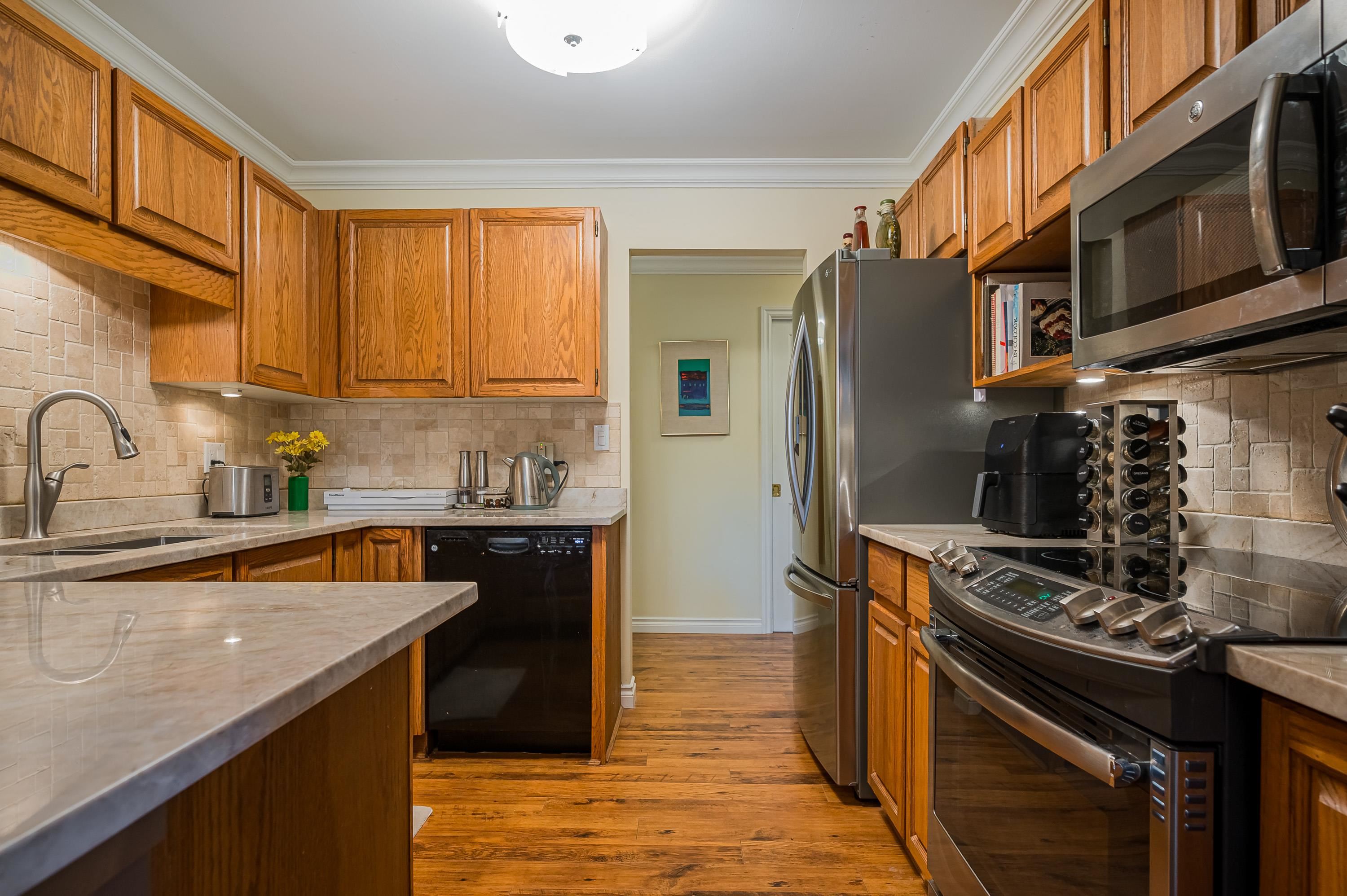 115 15270 17 AVENUE, #115
