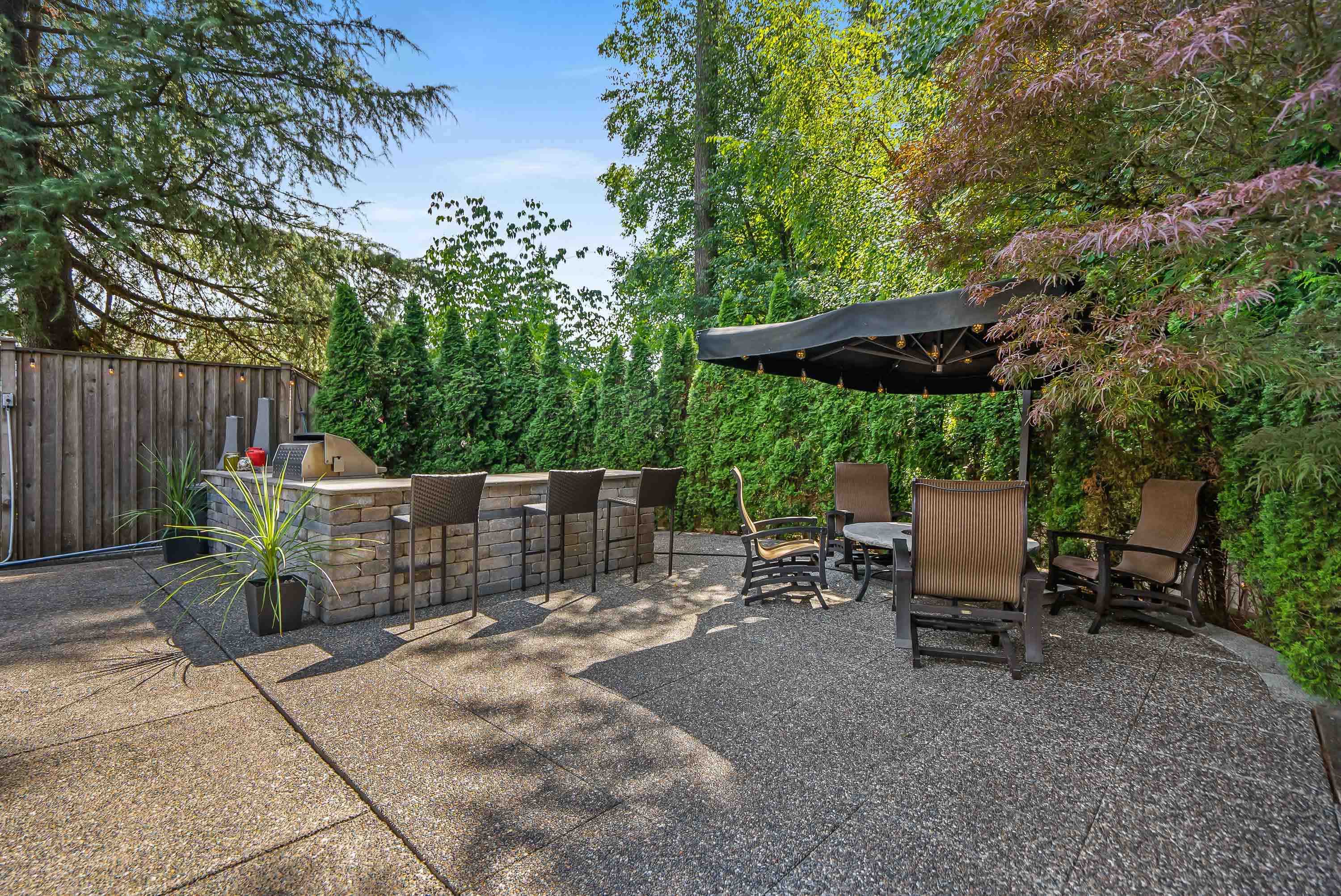 2453 LECLAIR DRIVE