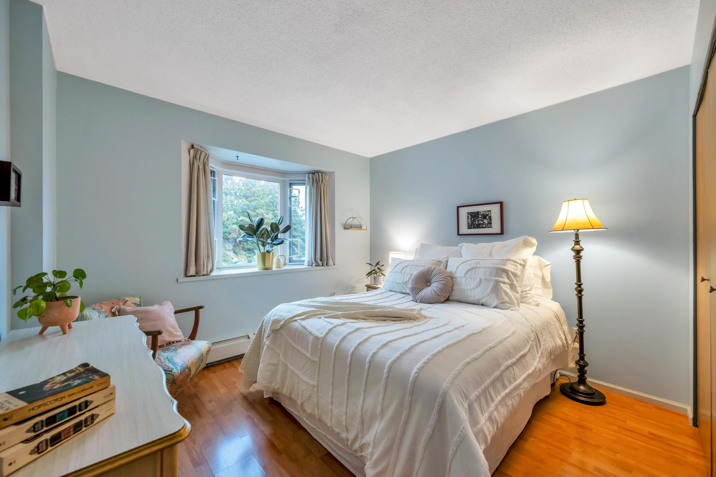402 2328 OXFORD STREET, #402
